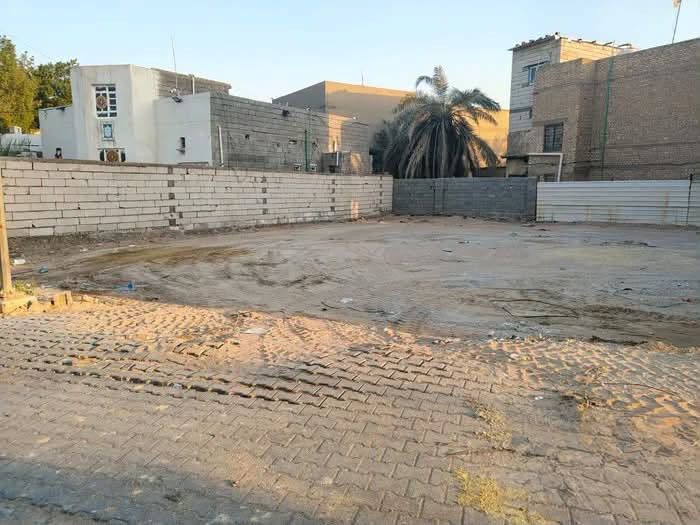 شـركـه أنوار الجـزائري للعقارات والمقاولات 
يتوفر  قطعه ارض للبيع 
العنوان : الجبيله - قرب مدرسه خطواتي📍
المساحه : 200 م + 24 م فضله
الواجهه :   9.75 م + 2 متر مع الفضله
المواصفات :  شارع عريض فرعي لكن مقرنص 10 م + طابو ملك صرف تحويل مباشر + قرب الخدمات موقع ممتاز 
السعر الأجمالي :   350 مليون 🛑

عنوان الشركه الجبيله مجاور جوتن للاصباغ 
و قصر شيرين  📍

شركه أنوار الجزائري للأستثمار العقاري والمقاولات العامه والتجاره العامه . 
الشـركة  مجازة رسمياً وقانونياً من جميع الجهات المعنيه 
 
للاطلاع على باقي العروض او مشاركه عرض مع الشركه
 التواصل عبر الارقام التاليه :
***********
***********
***********

نص مكتوب في الصور:
- يتوفر قطعه ارض للبيع العنوان : الجبيله قرب مدرسه خطواتي المساحه : 200 م + 24 م فضله الواجهه : 9.75 م + 2 متر مع الفضله السعر الأجمالي : 350 مليون