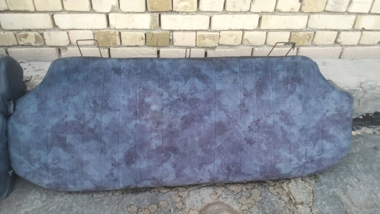 غراض سيدان 90
لايت مع سكن جه يسره
كشنات نضيفات 
تانكي بانزين جديد لا مزوف ولا مخيس
كاعيه ارضيه جديده
بطانه مال بنيد
دواسات عتب بيبان
نيكل عدد 2 جامه اماميه
ظفيره مال بك لايت مع لدات شغاله
غلاف ماطور ماسحات
ربل بيبان
بطاين تكم الخلفيه
مراوح شغالات بس وحده بيه كسر خفيف
يدت كير مع قاعدته شغاله 

ابيعهن كلهن سوه شلع مكاني الناصريه مركز 
*********** واتساب واني خادم
