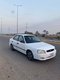 اكسنت فيرنا • ٢٠٠١ • محرك ١٦٠٠