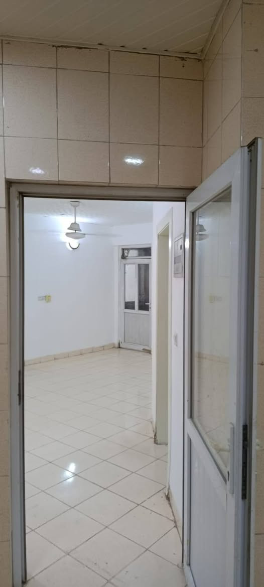 🏠 للبيع بيت سكني مميز في مجمع الزيتون

📍 الموقع: مجمع الزيتون، قريب من جامع دار السلام والمدرسة الكردية والأسواق، وقريب من جميع الخدمات.

📐 المساحة: 200 متر
🛏️ غرف النوم: غرفتان
🏡 الطابق: طابق واحد
🎨 الحالة: البيت مصبوغ حديثًا ونظيف جدًا، وجاهز للسكن.

💰 السعر: 7 دفاتر
🤝 يوجد مجال بسيط للتفاوض للجادين.

📞 للاستفسار والاتصال:
*********** كركوك, العراق
