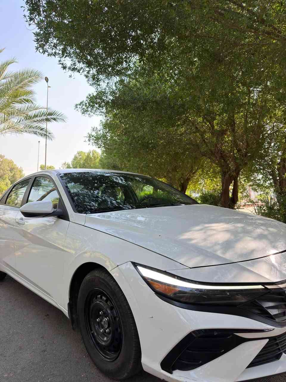 السلام عليكم

 2024  هايبرد  وارد امريكي  جديده ماشيه  82 مرقمة بغداد حادثها بسيط جداً   ومرفق مع الصور  

بصمه تشغيل 

وبصمه ابواب 

شاشه جبيره 

تشغيل عن بعد 

لد نهاري 

رادرات امامي خلفي 

مري ترحيب 

كامره خلفي

شاشه ابل كار بلي 

3انضمام قياده عادي وسبورت 

ونورمان انفكيشن اريل 

دبل تحكم ستيرن 

دشبول دجتال

لايت عدسات زينون
***********
