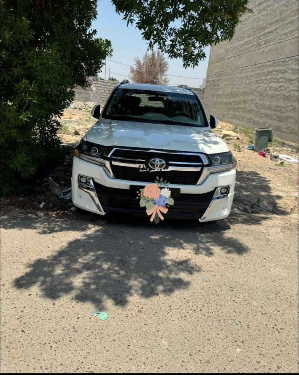 لاندكروزر • ٢٠٢١ • رقم بغداد
