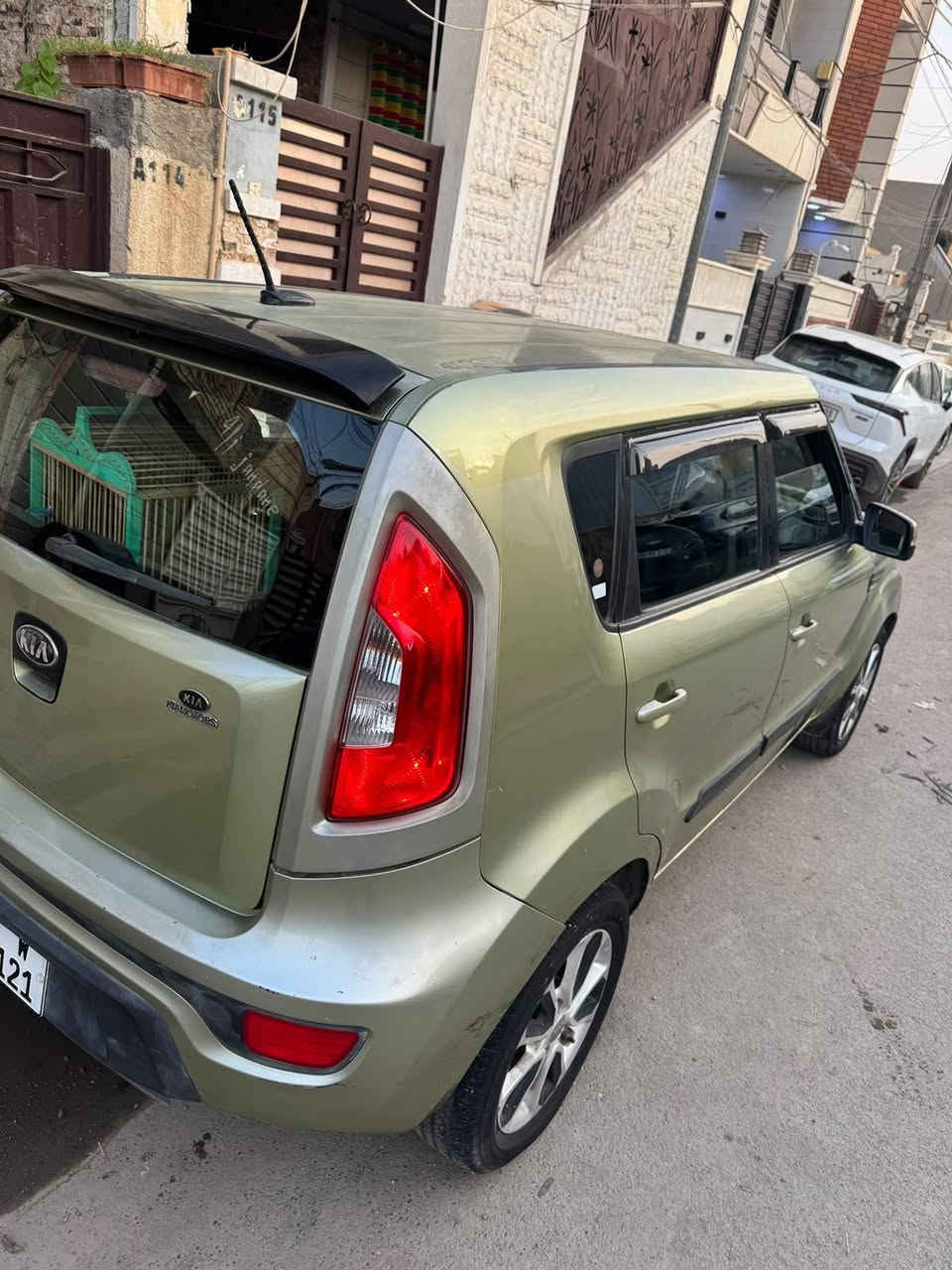 سول • ٢٠١٣ • رقم بغداد