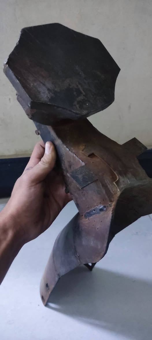 نزال بكستاني • درع مكينة • سي جي