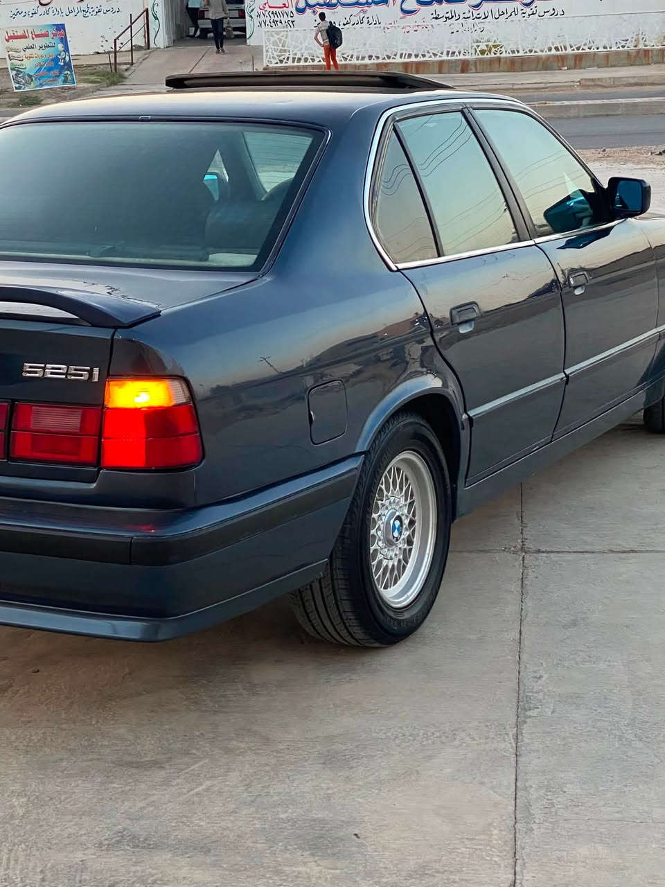 سلام عليكم بي ام 525 اصل موديل 1992 مسكر عدل اصل سياره جاهزه من كلشي كير مكينه شرط صدر جديد لوك تراي يخبل تبريد ثلج ❄️ تخم تاير نضيف فتحت سقف شغاله جام اربعه كهرباء وشغال قفل مركزي سنتر لك لايت زنون سياره حلوه وخير من الله بدون جطلات كهربائيات عل بلاد غرفه جديده رقم صلاح الدين دولي شرط التحويل سياره سعرها 69 ورقه مجال قليل عنواني سامراء ***********
