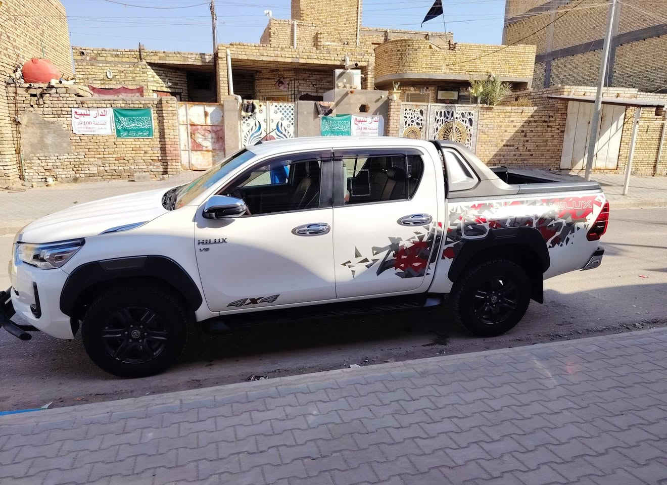 سلام عليكم  سياره البيع تي اردي 2022 أربيل كفاله عامه ماشيه 137 مكاني ميسان السعر 320 وبيه مجال قليل ***********
