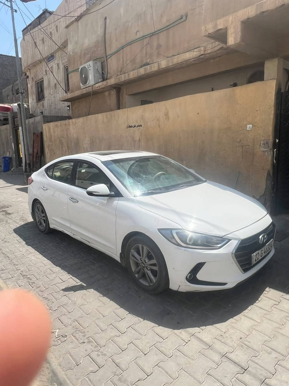 السلام عليكم سياره الانترا 18  خليجي اربيل كفاله عامه بيها بارد خشم المدكر خشم البنيد والدوسه بيها طخه مامصلحه  العنوان بصره المشراق
الرقم ***********
سعر 135
