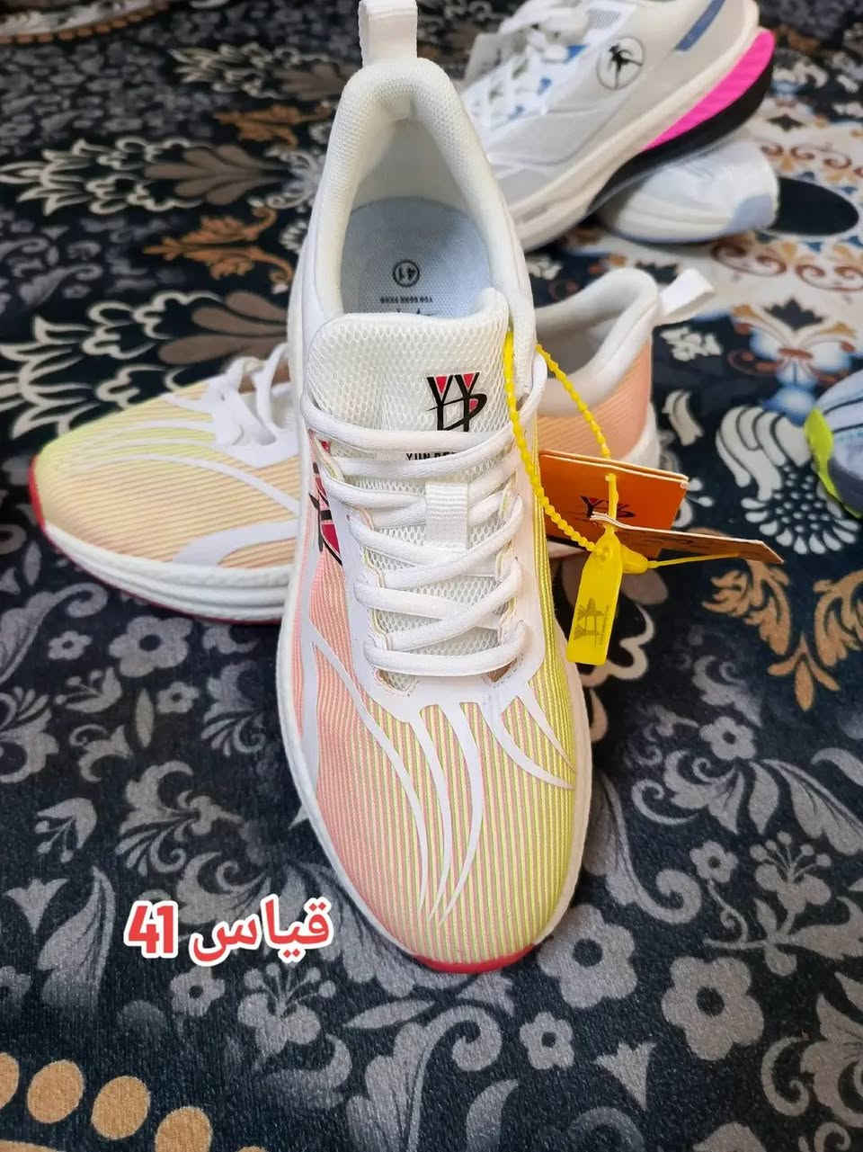 سلام عليكم اخواني احذيه باله اوربي جديد سنغافوري طبي وزن خفيف سعر قطعه 10 الف توصيل داخل المدينه الصدر مجاني للحجز والاستفسار تواصل على رقم بل واتساب ***********

