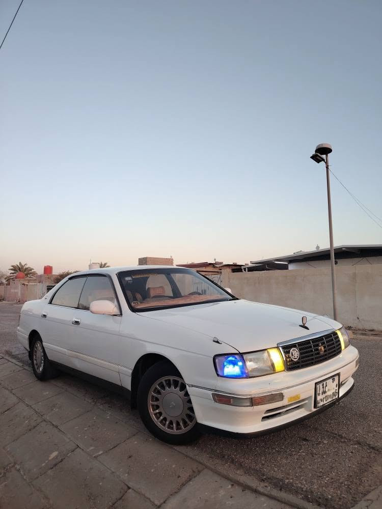 اللهم صلِ على محمـد 🧿

اقرأ المنشور بالڪامل واتصل 
اذا مو شراي لا تتصل بدون احراج

ما عجبك المنشور اندعيلنا بالرزق 

ملاحظة/ تسجيل جديد مال مزاد 🔴
اخوان تسجيل جديد مو تقارنها ويه الموجود بالشارع والمعمر والمصبغ 

تويوتا كراون بطـه منفصـل 
موديـل  1993 اصـل
اللون ابيـض صدفـي

رقم بصرة انكليزي 
سنوية لغاية 2029 مشروع وطني وصاعده هزة

شرط التحــــويــل شرط التحــويـل 📝

السعـر 78 ورقـة ومجالها قليل 📍

مـكانـي بصــــرة 📌

*********** 
***********
اتصـال + واتسـاب 📞

مكـفولـه من الكـص ونقل الجثـة 
وكافه الرسميـات والأصوليـات🟢

فـول مواصفــات 🔻
فنـر بلاد 
كشن كهربائـي 
منضومه ABS بلاد
محـرك وكير 2.5 ديلكو شرط تشلع التبليط
حدادة جديدة شرط توها منفوضه امامي خلفي
وجعمقه ستيرن ايسر بلاد مع المجمع كامل شرط لوك وخفيف

تبريـد شرط ثـلـج وكمبريسر 20 بستم بلادي🥶

مكفوله من الضربه والخياس اجلكم الله 
والصبغ العام والحزام
 بيها فعصه صغيرونه بباب الصدر من جوة وباقيه ع حطتها وما مبينه بس للأمانه لازم احچي ومبينه بالصور

تخم تاير وويل مع تخم كبات حتى السبير كلهن جدد

شاشـه + كاميـرا خلفيـة دوارة 
غرفتـها عسليـه جديدة
غرفـه صندوك بالكامل جديدة
الأرضيه جلد
الدوسات البلاديه موجودة
مطريات بلاديه كلبس وليس تجاري 
شادلها فانات ماجستا يعني
تبريد ثلج وانسى حماوة والوحيف وصرف البانزين
ادامـة كاملـه لمنضومه المـاء من راديتر وولف حماوة
ادامـة كاملـه لمنضومه البانزيـن فيتبم + نوزلات + فلتر بانزين
ادامـة كاملـه لمنضومه الأحتراق ، بلكات جدد
ادامـة كاملـه دهن وفلاتر وحساسـات وهايدروليك كير 
عمـبار بريك حاويه شرط لوك 
السيارة بلاديه ومال جناي وما ناقصها شي والحمد لله البصرة, العراق
