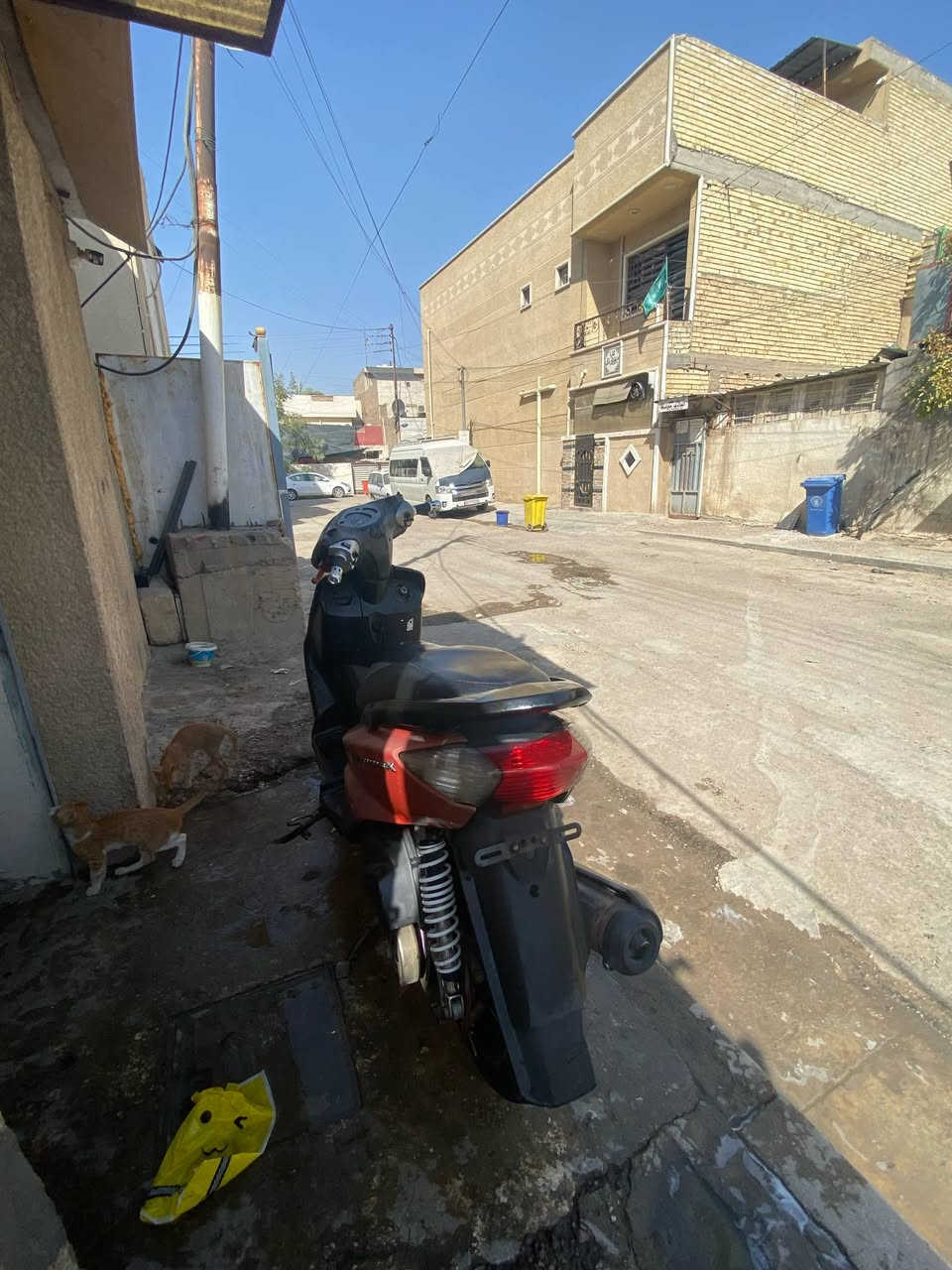السلام عليكم سكنس نثيه للبيع دراجة مكفولة كفر ومكينة كلشي ممحتاجله بيه فلاوين nsy مشمس وبيه فج وفلنجة rpmدراجه نضيفه سعر 600 وبيه مجال عنوان الحريه الدولعي الشراي اتصل *********** متواجد ماسنجر
