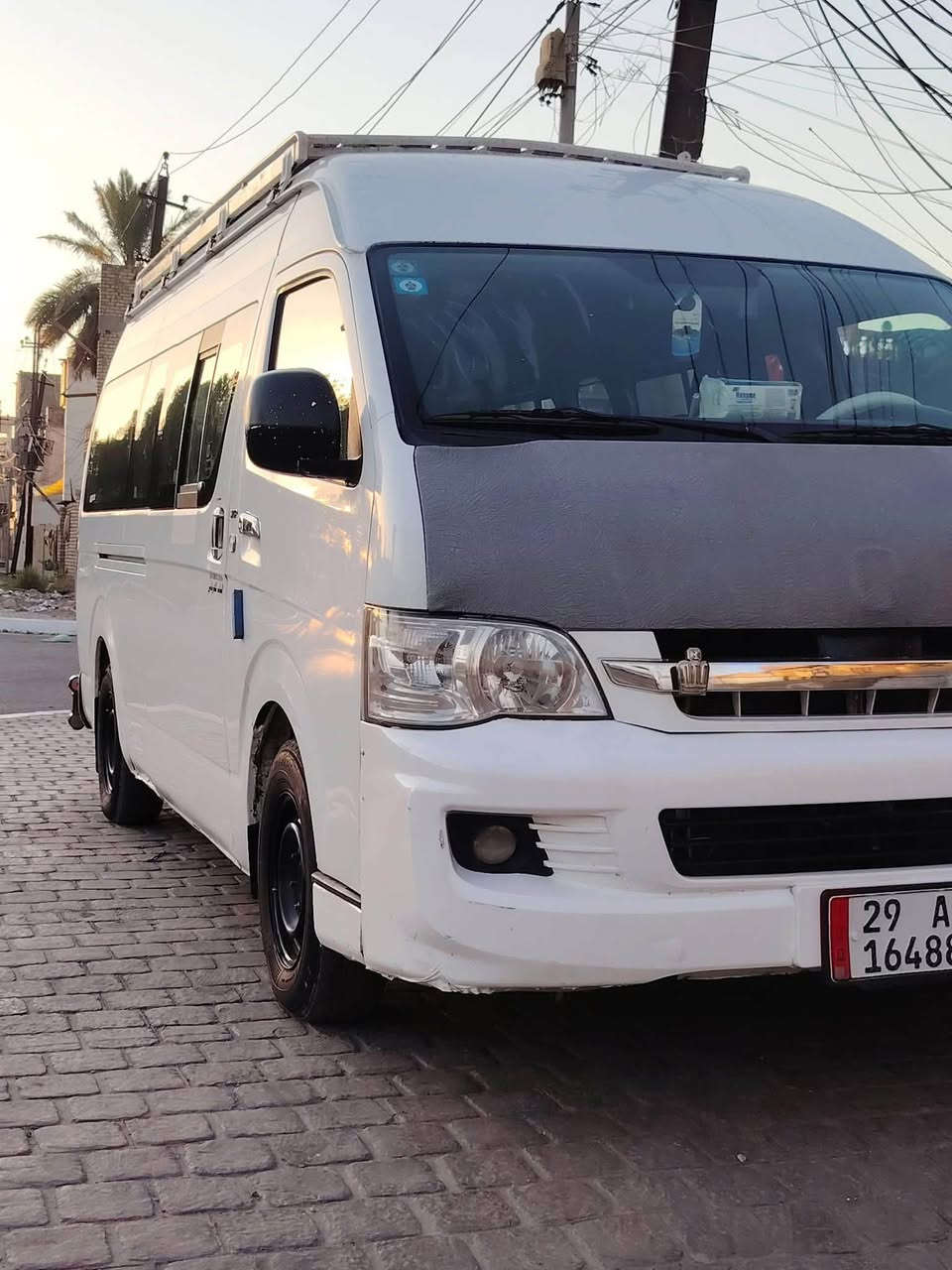 سلام عليكم جنبي H2 2014 سياره جاهزه بسمي تحويل ثاني يوم سياره منضومه تبريد  مكينه مجفته تجفيت اصلي اكسن كير خير من الله سياره بيه منضومه غاز سياره جاهزه متصرف عليه ربع ضربته موضحه بصوره سعر 130 استفسار ***********
