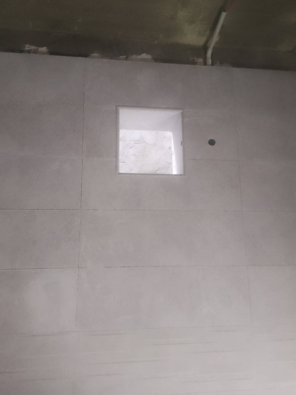 سيراميك • بالمتر • يومية