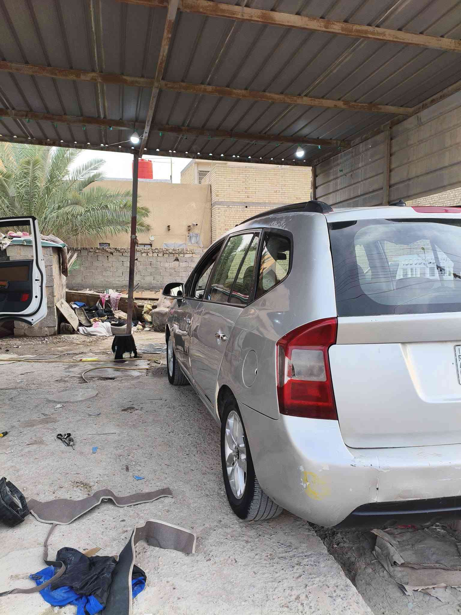 راندو • ٢٠٠٩ • التاجي