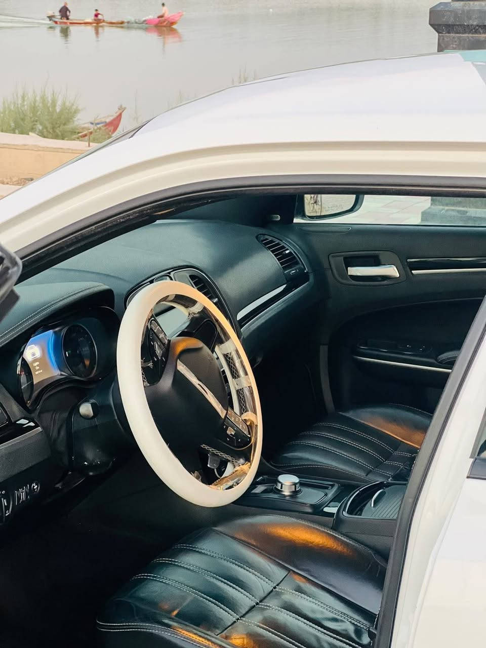 سلاام عليكم اوبامة مديل ١٩ اس

رقم بغداد مداور ثاني يوم 
مكفولة كفالة عامة حتة الدعاميات البلااد كبس 
ما عدة هاذ الزلغ الي بل بنيد
ويل ٢٠ تخم تاير جديد تبريد ❄ثلج
سيارة ماشية ١٥٦ بل عراق بس ٥الف ماشية 
شرط السيارة ما ساحكة السريع مال بيت 
السعر٢٥٠ وبيهة مجال قليل 
رقم الهاتف ***********مكان ناصرية
