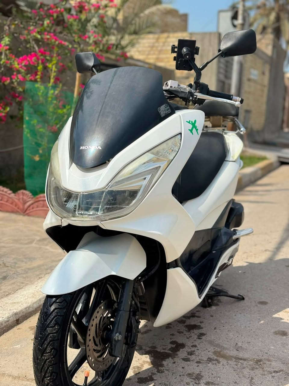 دراجه pcx جيل الثاني ماشيه 35
ياباني jf ✅
محرك 125
حساس ازدحام ستاند كهرباء ✅
الدراجه مكفوله مكينه ناعمه صوت مابيها ✅
جيب فيتر وتعال اخذها من باب البيت

سعرها 15 وبيها مجال قليل مكاني حي النصر ***********
