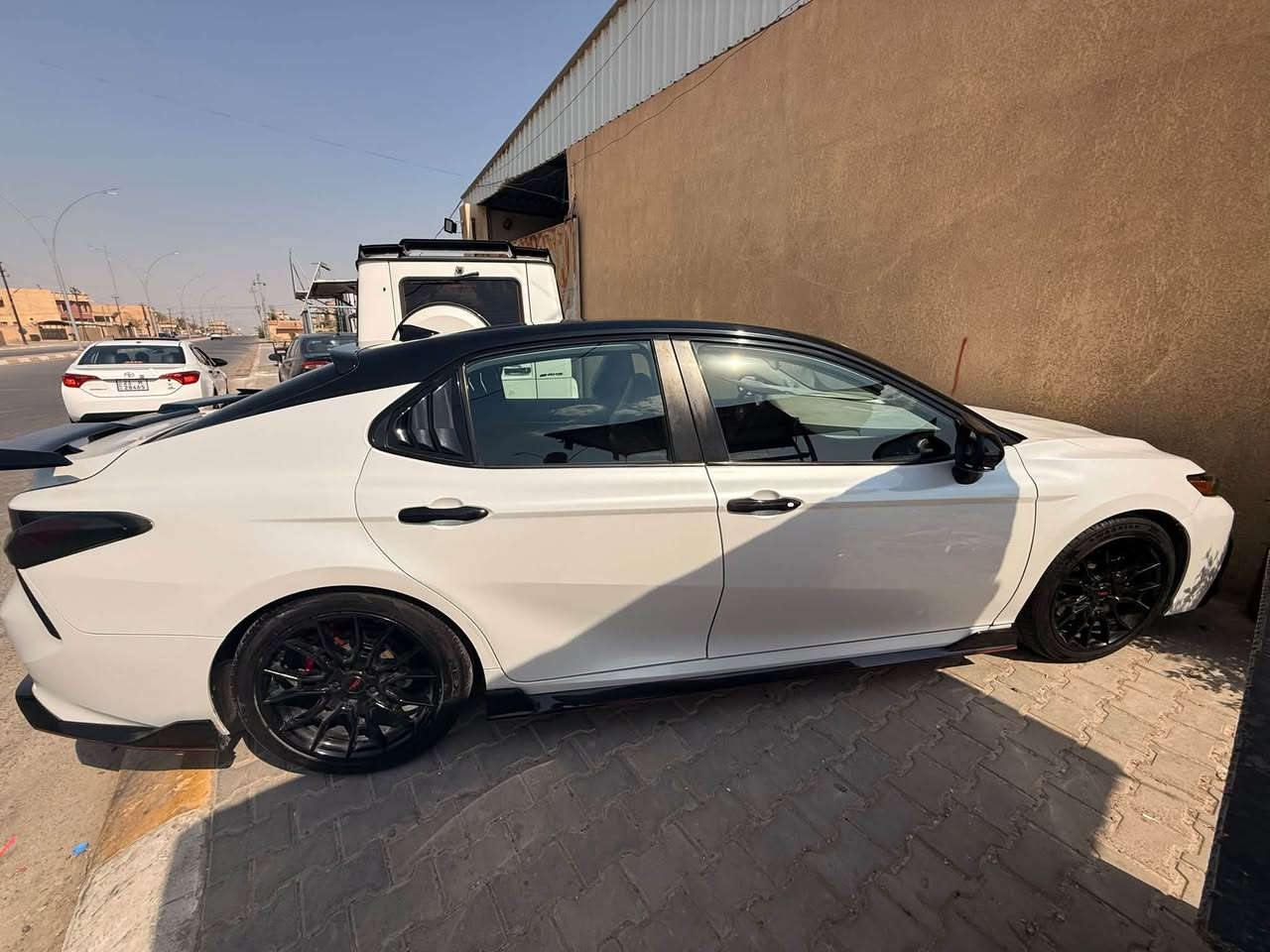 Toyota Camry TRD 2022
محرك 6 سلندر 

رقم بغداد باسمي

لون ابيض قمارة اسود توكلر

ماشي. 82 الف كيلو 

كشنات مختمة TRD

سستم صوت JBL دمام

بكلايتات كله لد 

الضرر بنيد وجاملغ

راس شاصي تعديل 

 وبيها طخه بسيطه بين الجاملغ الخلفي والباب الجهة اليسرى

تفاصيل اكثر هذا 👇

***********  بي واتساب

السعر 165 وبيه مجال  

مكان سياره بغداد

صور الحادث بالمنشور
