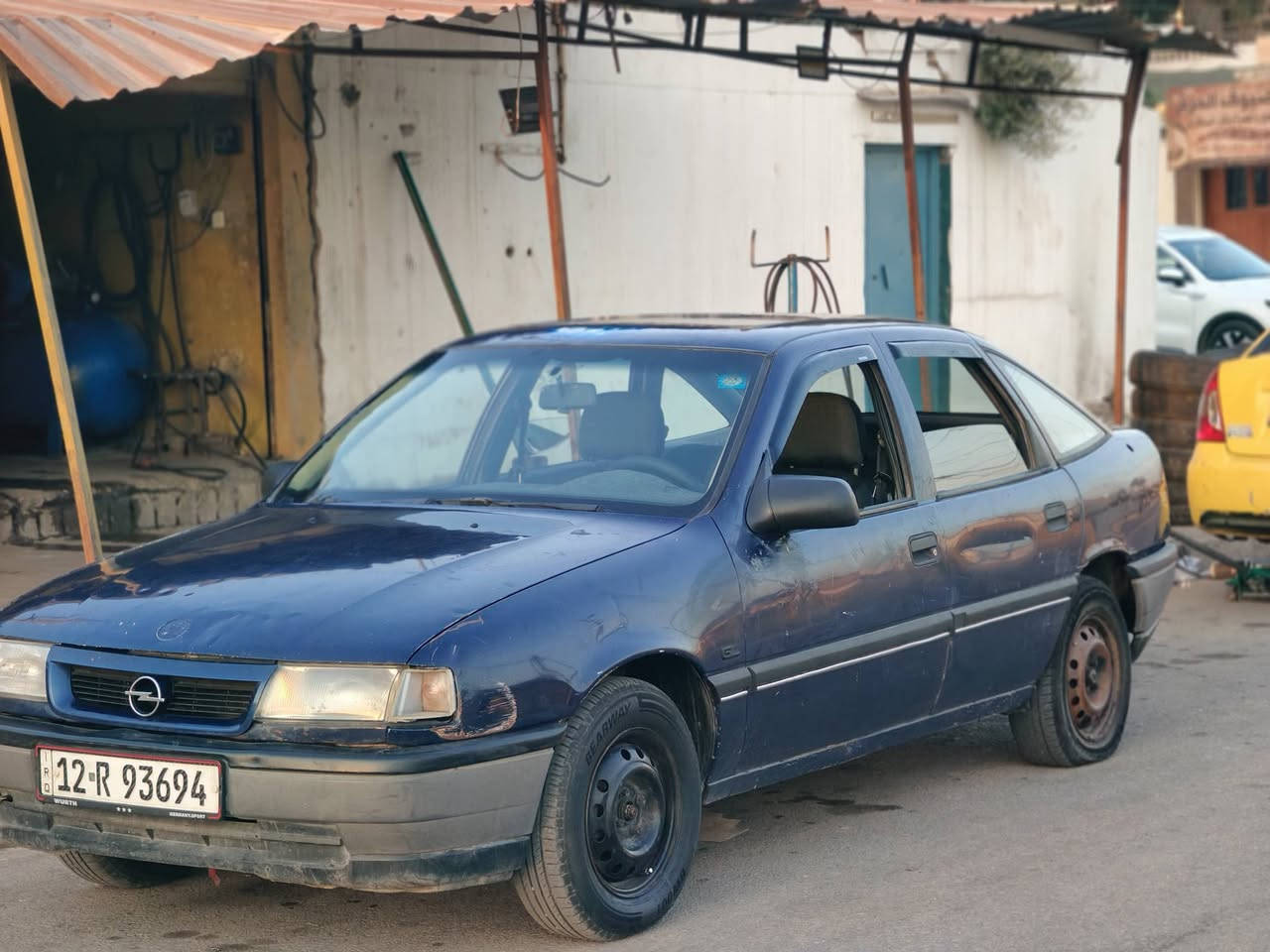 أوبل فكترا موديل 1992 شرط بدون صبغ ولا حادث سياره جاهزه من كلشي مكينه معمره شرط لا صرف ولا نفخ كير شرط السعر 35 وبي مجال سياره شرط تحويل 
***********0
***********
