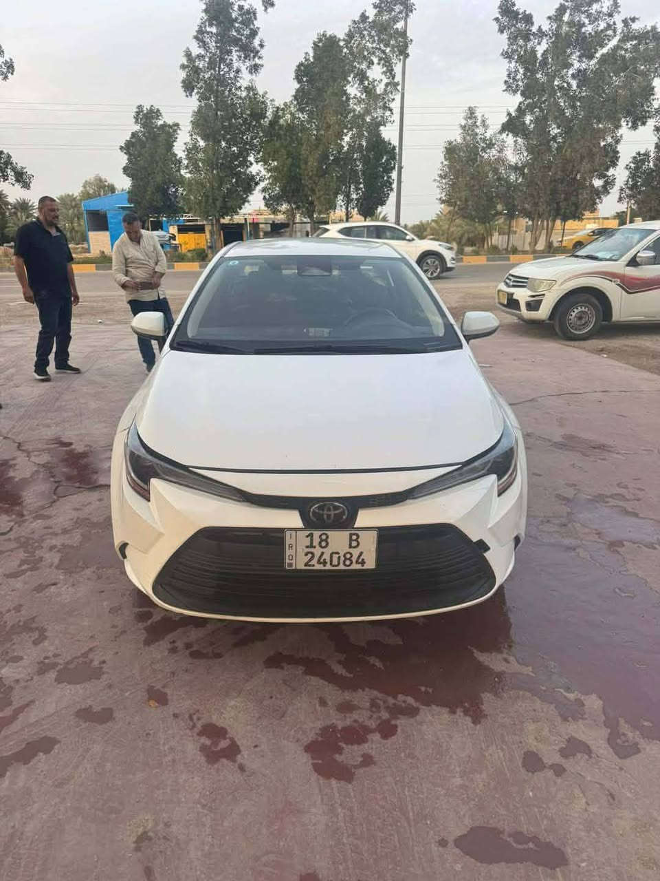 كورلا موديل 23ماشيه ٩٠الف تبديل فقط بنيد بابل بسمي تحويل ثاني يوم السعر 128وبيها مجال
