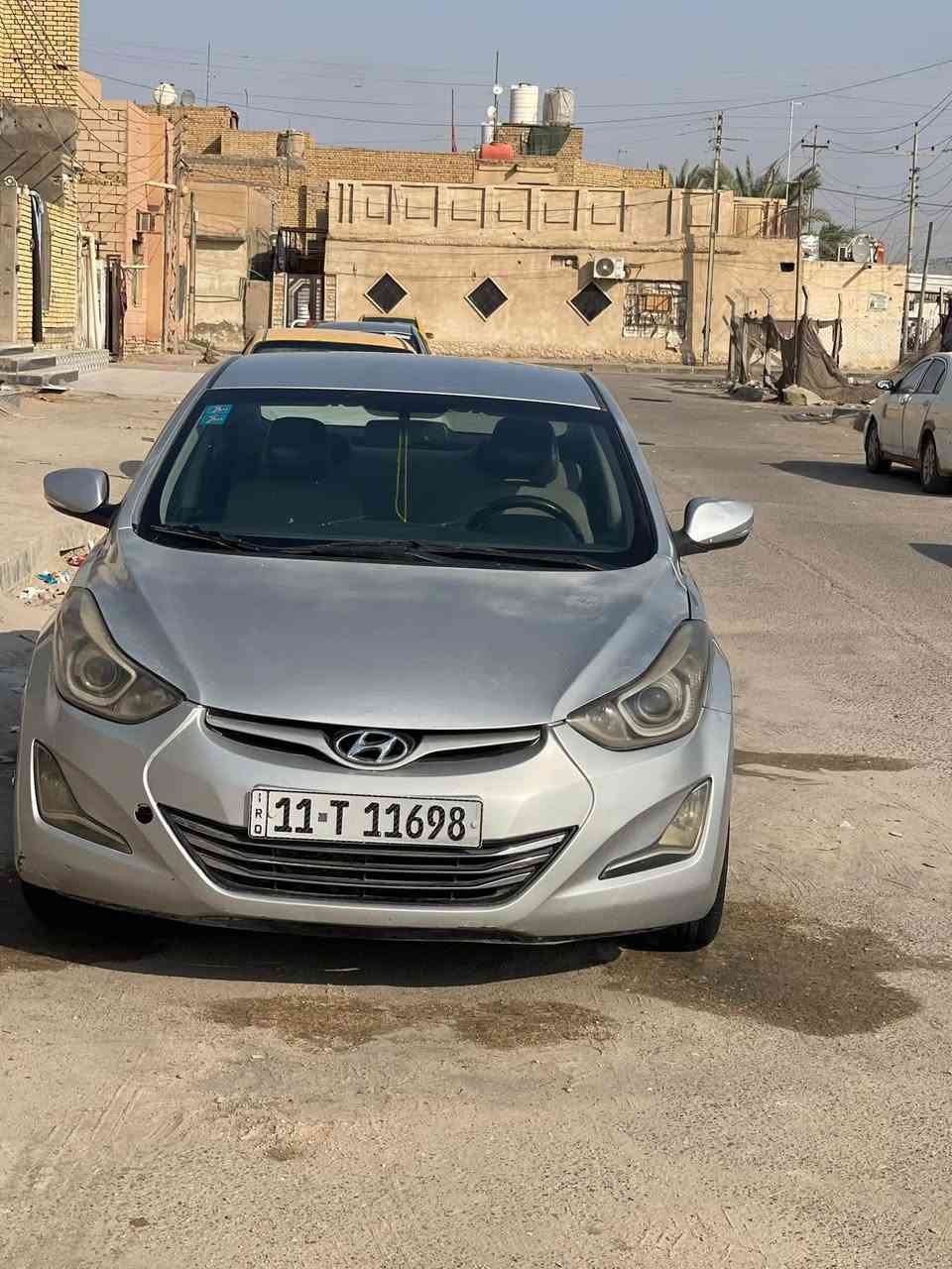 ‏سلام عليكم سيارة للبيع. موديل 16 سيارا. مكينه جديد بيها محرك جديد وكير  ومحرك جديد. السعر 105 الرقم ***********
