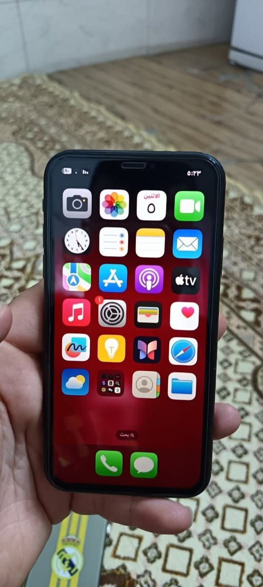 آيفون XR • ذاكره ٦٤ • بطاريه ٧٠٪