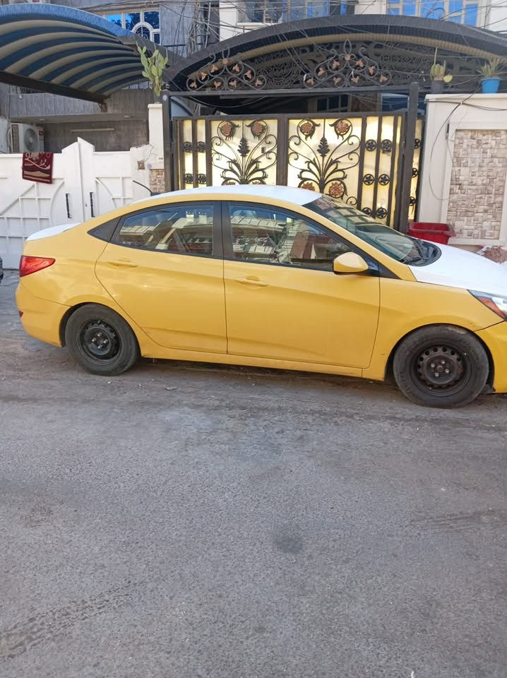 سلام عليكم اكسنت مضلع للبيع مديل ٢٠١٣ السياره مابيها اي نقص كامله على اخر حبايه تبريد تدفئه كله شغال 

 *********** 
مكاني بغداد التواصل واتساب او الاتصال
