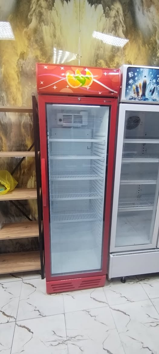 النجف • برادات عمودية • فاترينه خشب