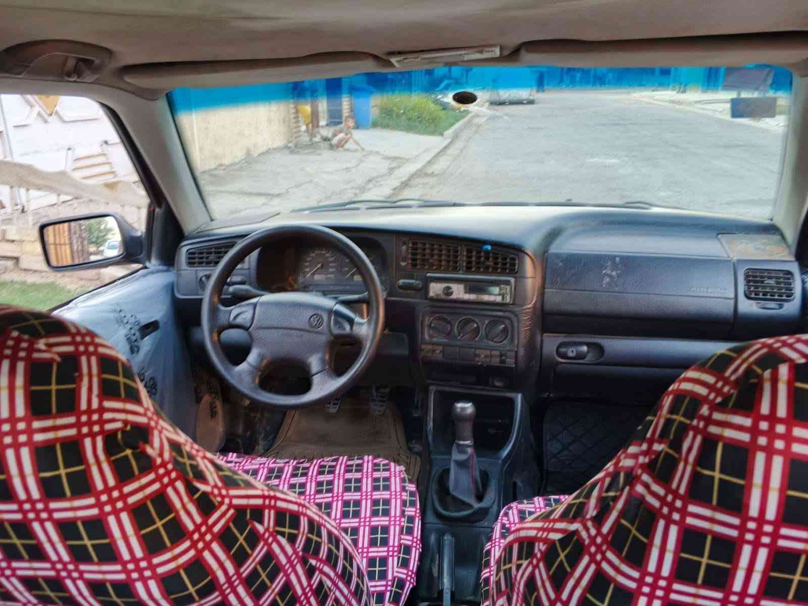 سلام عليكم  سياره كولف موديل 93
كير محرك  خير من الله  كهربايات شغاله  
حداديه خير من الله  تبريد ثلج سياره ماناقصهه  شي  سنويه 30بسمي سياره 
مداور ثاني يوم  
مكان سياره بغداد الشعله 
السعر 33وترهم مراوس حسب لقناعه 
***********
