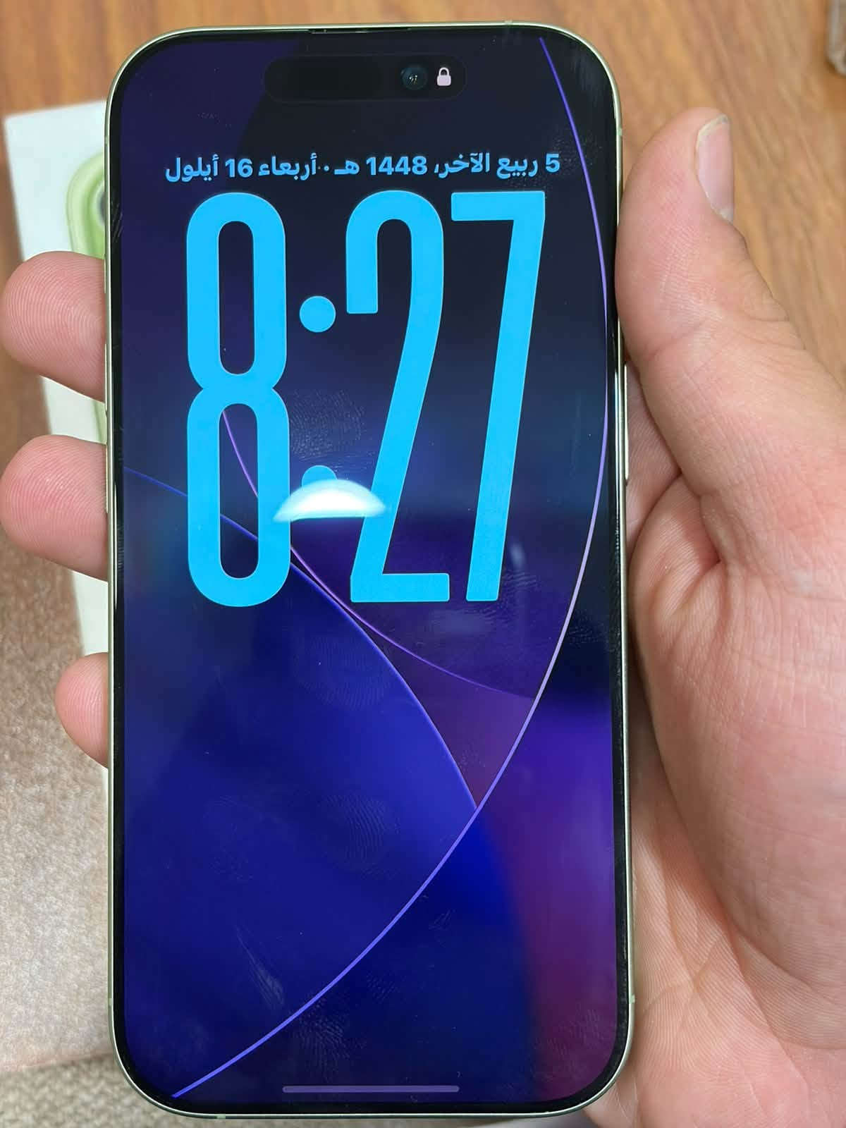 سلام عليكم
ايفون 17 عادي 
لون مميز اخضر 
بطارية 100/100
مساحة 256

سعر مليون و250 وبي مجال مبسط 

العنوان :بغداد الاعظمية  

رقم : ***********

نص مكتوب في الصور:
- 73 8:31 حالة البطارية حالة البطارية عادية تعمل بطارية iPhone هذه على النحو المتوقع. حول البطارية والضمان... الحد الأقصى للقدرة 100% هذا قياس لقدرة البطارية مقارنة بقدرتها عندما كانت جديدة. قد تتسبب القدرة المنخفضة بتقليل ساعات الاستخدام بين عملية الشحن والأخرى. عدد الدورات 96 هذا هو عدد مرات استهلاك iPhone لقدرة البطارية. معرفة المزيد... تاريخ التصنيع آذار 2026 أول استخدام حزيران 2026
- 73 8:31 الّول iPhone الاسم 26.6 إصدار iOS iPhone 17 اسم الطراز MG6C4J/A رقم الطراز الرقم التسلسلى الضمان المحدود تاريخ انتهاء الصلاحية 2027/6/4 0 الأغانى 211 الفيديوهات 585 الصور 20 التطبيقات