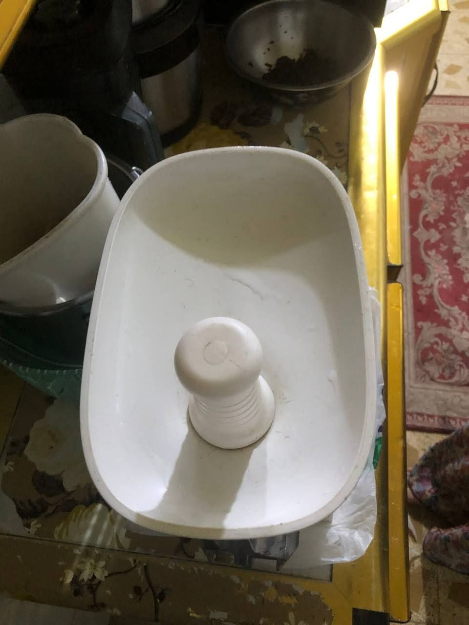 مثرامة لحم للبيع السعر 100بيها مجال 
شرط التشغيل والثرم كامل ملحقات وياها نظيفة للتواصل ***********
