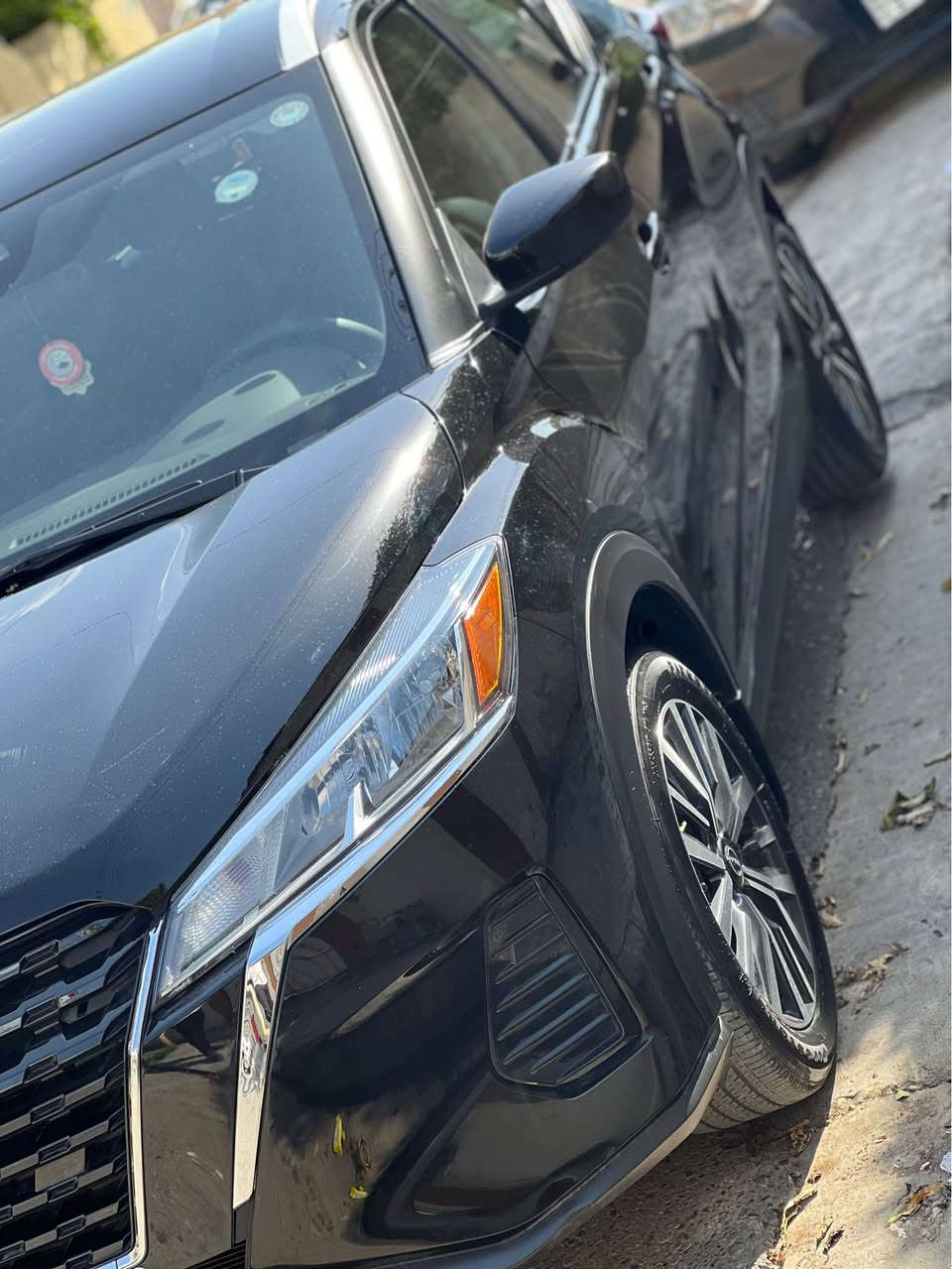 Nissan kicks
مؤديل 2023
يك جاملغ پيشه وه سبغ بي ژوري 
33 مايل رؤشتوه
به ناوي خومه ته حويل غرامه به شه رت
***********6📞
سعر $$12500🔥🔥 أربيل, العراق
