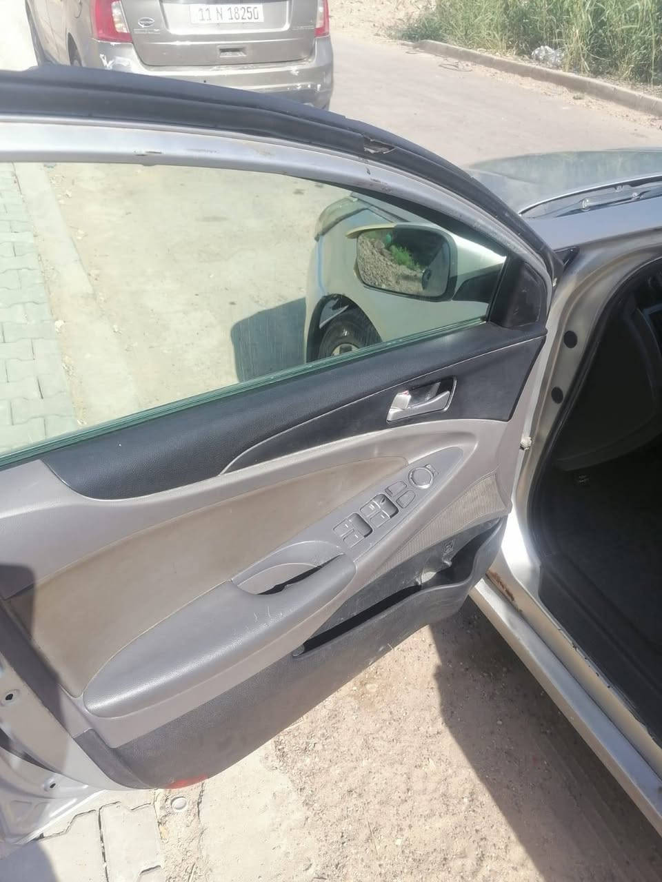 السلام عليكم اقره المنشور بي كل التفاصيل
سوناتا امريكي 2400 دوش سيارة باسمي تحويل نفس اليوم رقم انبار انكليزي مشروع وطني  سنويه ل2031 هزة جديد
سياره بانوراما
اشاير وتحكم مري
منضومه تبريد جديدة
صدر جديد  تخم تاير  باتري كوري جديد منضمومه زنون عدسات دبل ليزر مَسمَـَّوُوُح مروريا السيارة قمارة حديد مبدله بانوراما يعني صبغ عام
كير مكينه كفاله لغود شواصي نضيفات
مكاني بغداد
السعر 70 او مراوس  
***********
