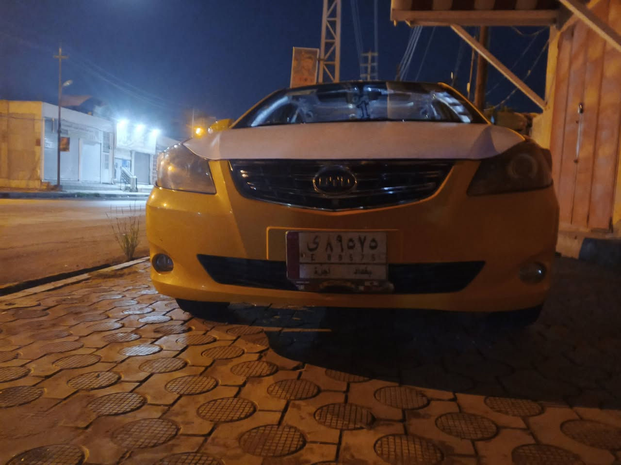 سلام عليكم سياره بي وادي جي ثري محرك وكير هوندا لا داونز. ولا شي صدر امامي خلفي كورلا منظومه بانززين. جديده قاعده فيت بم ونوزلات مجاول بلكات كله جديد منظومه تبريد جديده كمبريسر ياباني وفريز ياباني يعني لا فصله ولا يبوخ بل صيف ومنظومه مي راديتر جديده ومي اصلي سياره تخم تاير جديد ويل ياباني جديد سياره دوشمت نواب بعد معروفه سفاري وكشنات وصندوك كله مدوشم شاشه سماعت كله جديده مظخم صوت اناره داخليه سياره منظومه زنون بلاجكتور وعالي ناصي شمسي ليدور سياره نظيفه ومال شغل بيه طخه جاملغ وره سايق وره بكلايت معمر ومصبوغ سياره حمدالله خير من الله اذاين مكينه وبل عافيه على ياخذه سعره 55وبيه مجال 0773635684/***********
