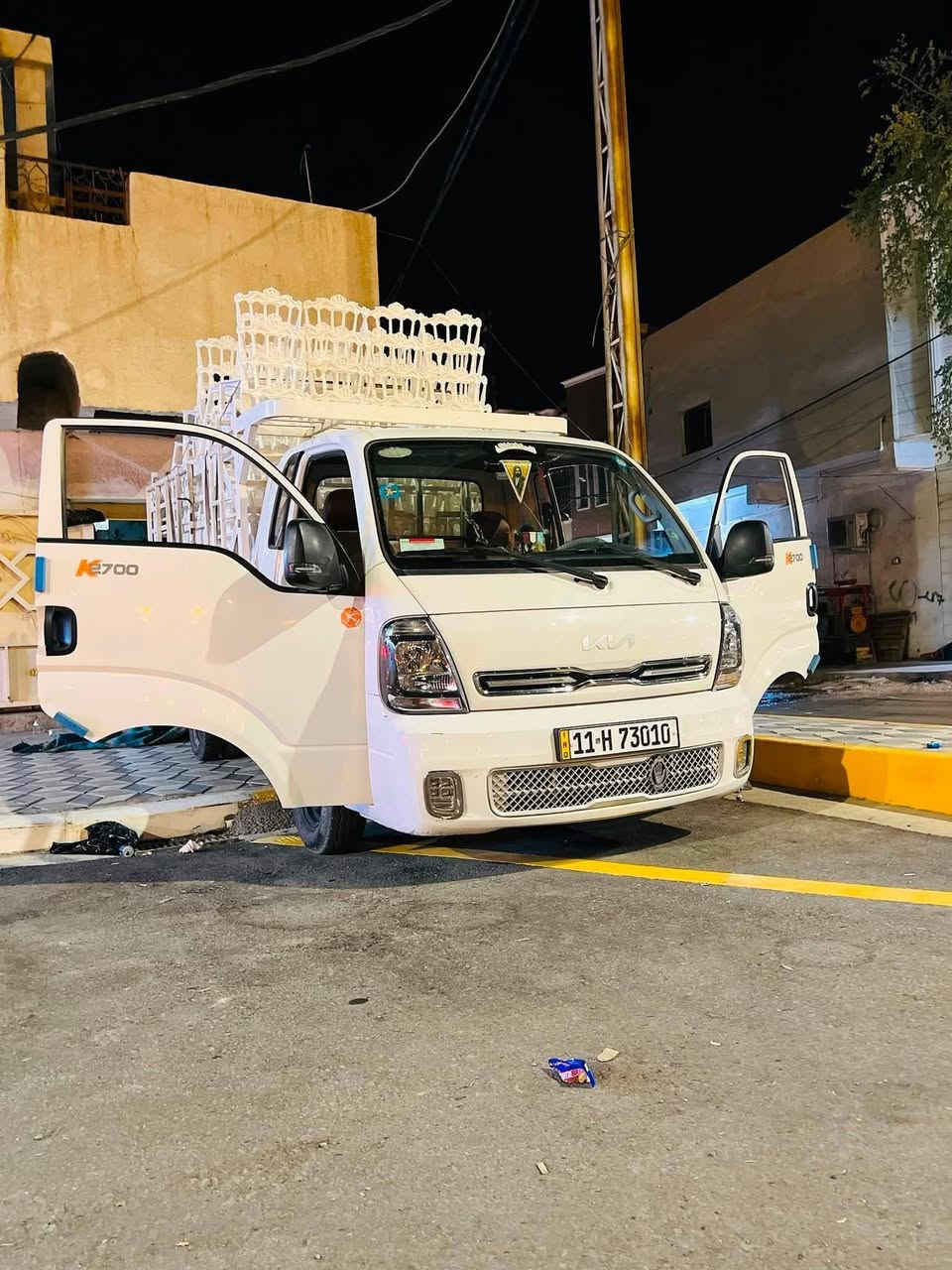 تتحول لبيت جديد؟ لعداحنا جينا بوقتنا! 
🏠✨انقل أثاث بيتك (تنزيل أو صعود) وبخصم خاص يوصل لـ 35%! 😮👇
لاتشيل هم النقل والتعب، 
لأن شركة السنابل الذهبية لنقل الأثاث راح توصل غراضك لبيتك الجديد 
بدون ولا شخط واحد! 😉👌
📞 للتواصل والحجز إتصل بينا على:
[***********]
[‎ *********** ]
ليش تختار شركة السنابل الذهبية؟ 🤔
لأن إحنا نعرف غراضك شكثر غالية عليك، 
ولهذا نوفرلك أعلى مستوى من الخدمة:
سيارات حديثة ومقفلة مجهزة خصيصاً لنقل الأثاث وحمايته من الأتربة والمطر 
كادر عمالة محترف: عمال مدربين وعلى أعلى مستوى من الكفاءة والحذر.
تغليف احترافي نغلف الأثاث، المواعين، الاثاث القابل للكسر، 
وكل الأغراض القابلة للكسر بمواد تحميها 100%.
فنيين متخصصين: فك وتركيب (الأثاث الخشبي والغرف، السبالت والمكيفات، 
ثريات وإضاءة البيت).
رتب أمورك، وانسى دوخة وهوسة النقل.. وخلي الباقي علينا! 😎#شركة_السنابل_الذهبية #نقل_أثاث #ديالى #بغداد #العراق #فك_وتركيب
