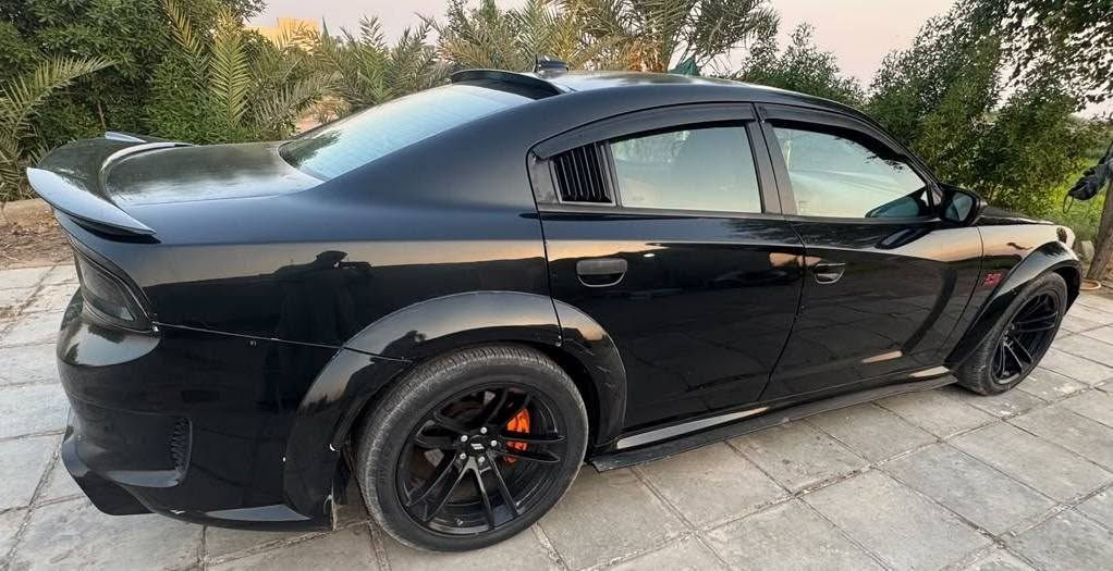 السعر 165 بيع او مراوس بكي فايف او سوناتا موديل حديث _ جارجر موديل 2021 اصل رقم اربيل هيمي RT محدث وايد بدي حادثهه كل قطعهة سرقه حادث امريكا اللاستفسار *********** مكاني الديوانيه(غماس)
