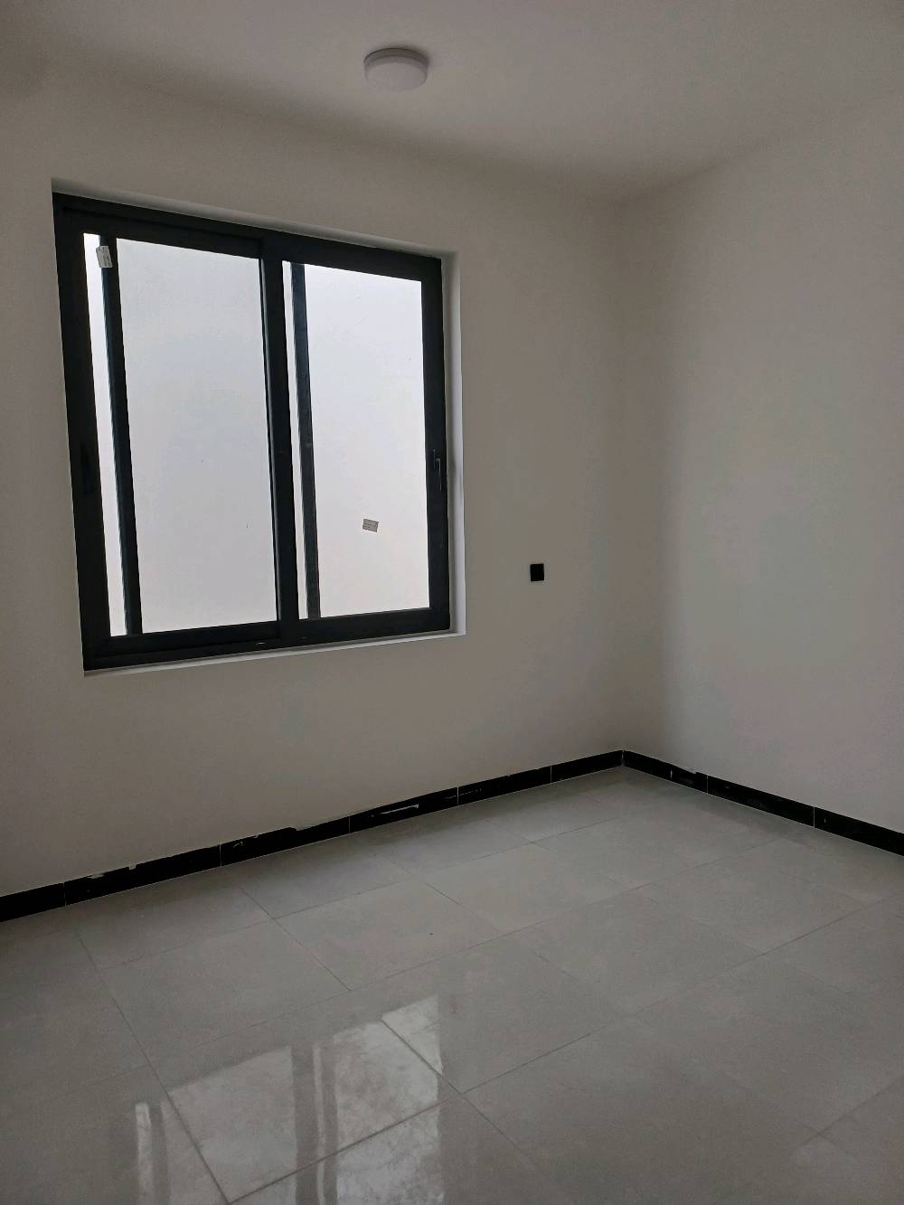 مجمع اليرموك • شارع ١٥ • ٣ غرف