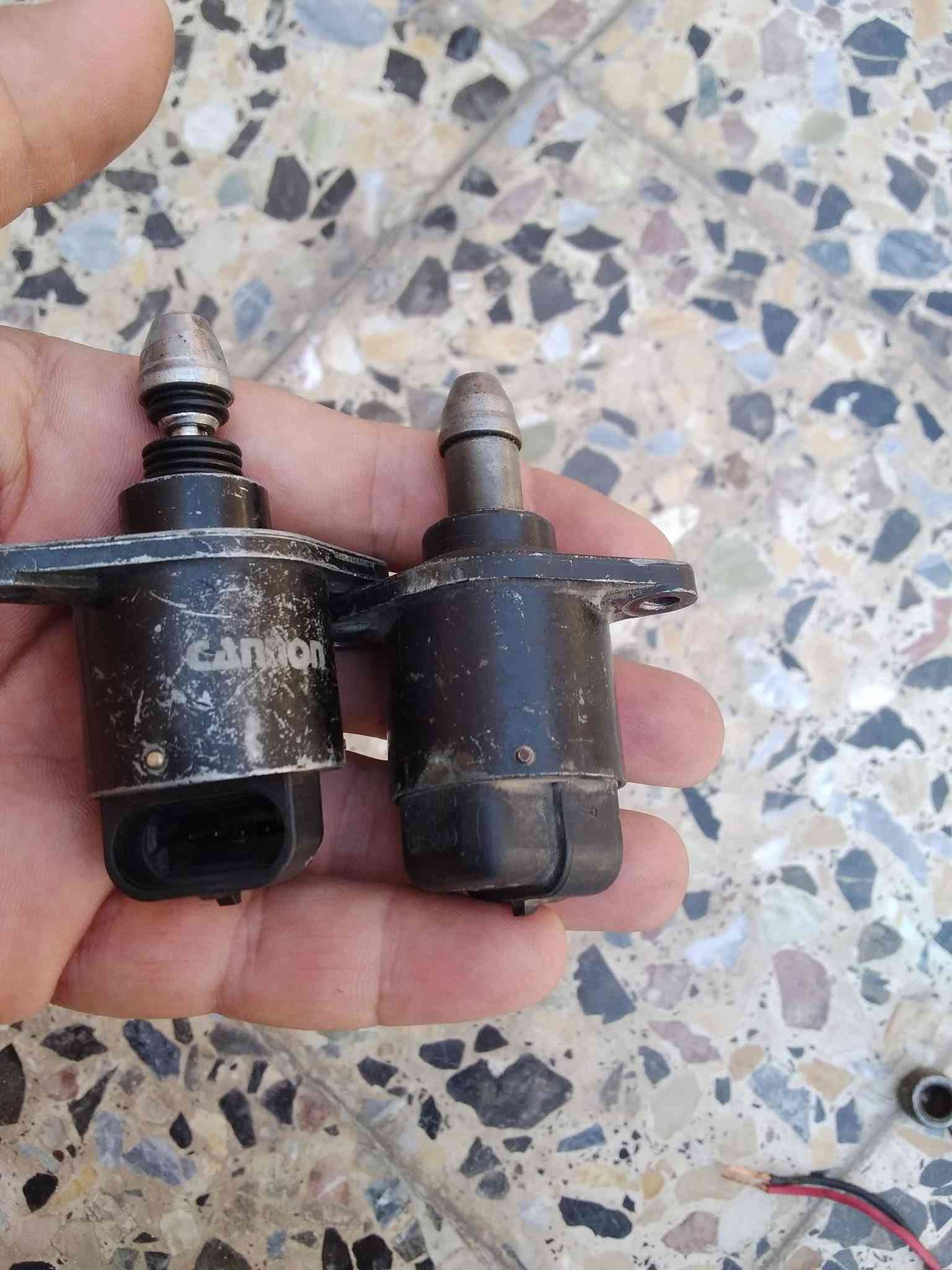 السلام عليكم غراض البيع كلشي على ٥ الف فقط الهورنات ١٠ الف مكاني الشعب ***********
