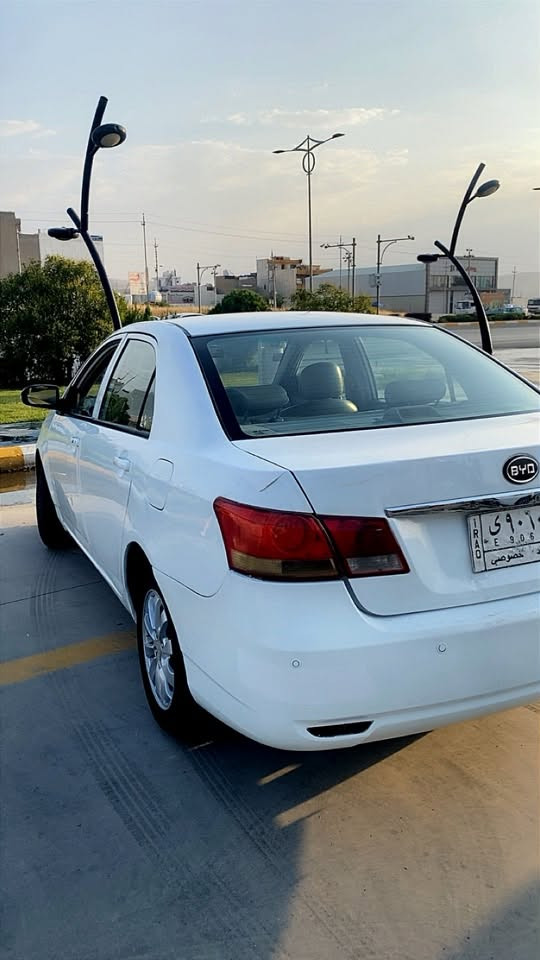 BYD G3
مۆدێل ٢٠١٤
توند و تۆڵ و بێ مەسرەف مالی دۆست
گیر و مەکینە بەشەرت
زۆر جوان و ریک و پێکە بێ دەعم و لێدراویە
کامل مواسەفات تاقم تایە و ویلی تازە پاتری یازە
سەیارەکە کامل جایزە 
سەنەوی پلاستیك بەشەرتی ئەوەلیات و مالی مەدەنی
شوێن : سلێمانی
ژمارە : ***********
