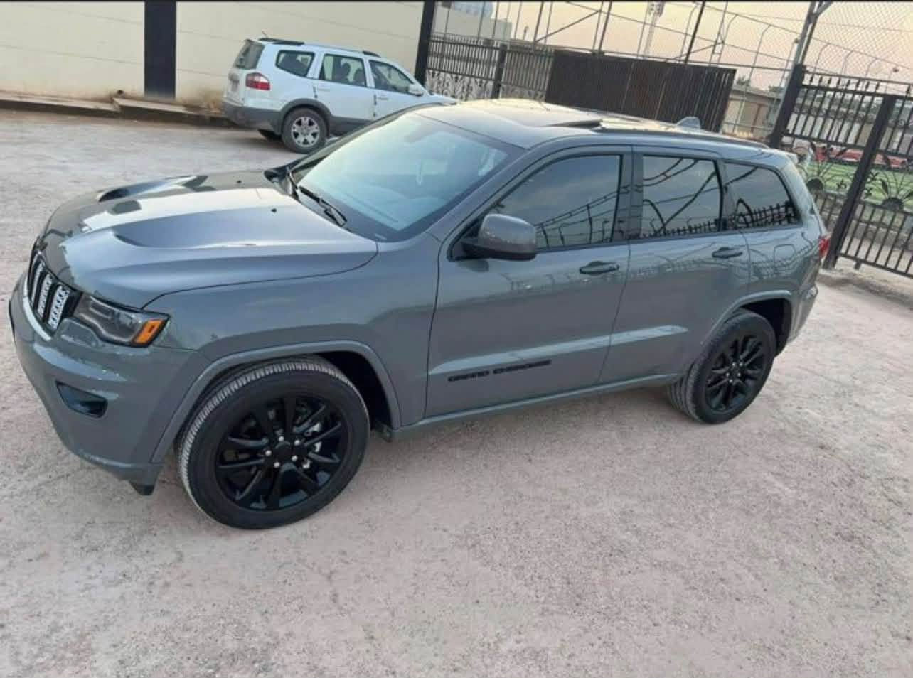 جيب ٢٠٢٠بلاك توب 
لون سمنتي مميز 
السيارة حادث سرقة 
سنوية باسمي 
المحرك :6L .3.VG
المواصفات 
تحذير النقط عمياء
شاشة كبيرة كار بلي 
نظام الخرائط
دخول ذكي 
بصمة
تشغيل عن بعد
الصندوق الخلفي كهربائي 
مقعد الامامية تدفئة
حساسات خلفية 
العداد ٦٥٢٨٢ قابل للزيادة 
نظام التشغيل والاطفاء الاوتوماتيكي 
فتحة سقف 
*********** واتساب فقط 
*********** خط صاحب سيارة 🚗
