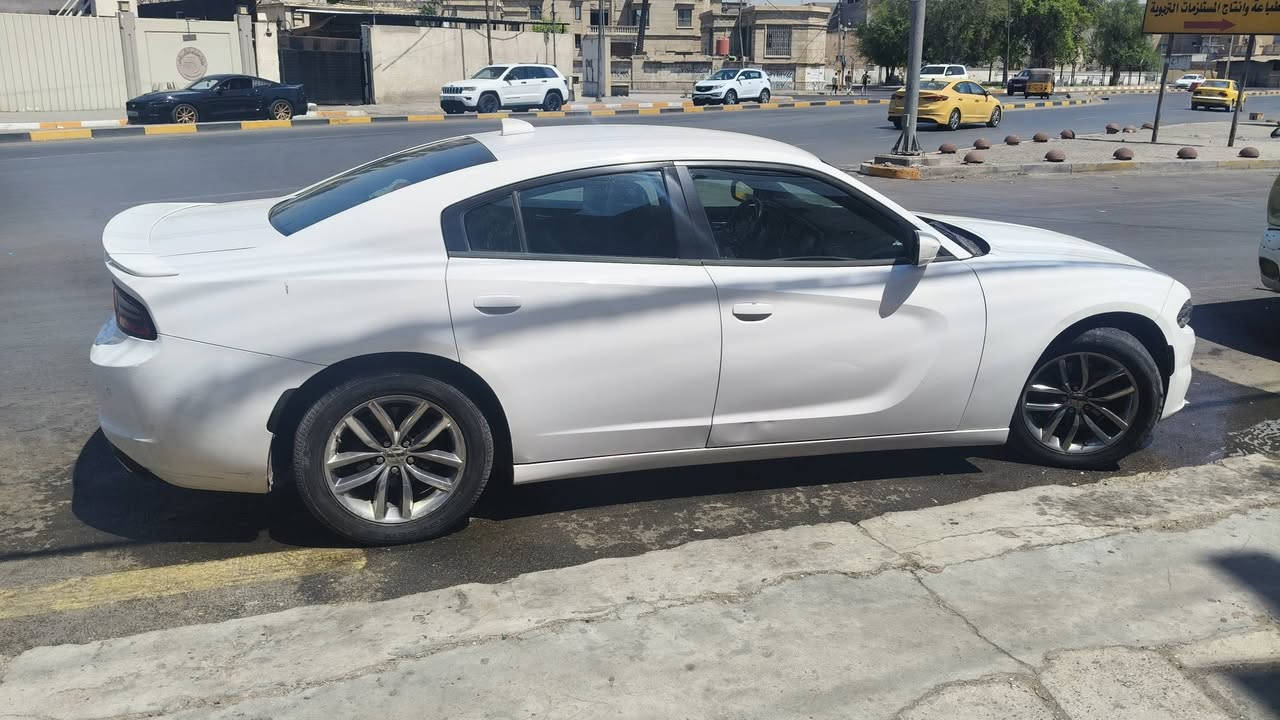سلام عليكم جارجر حادث امامي موديل 2015
رقم بغداد باسمي محرك 3600 
رقم الهاتف ***********
مكان السياره بغداد 
سعر140

