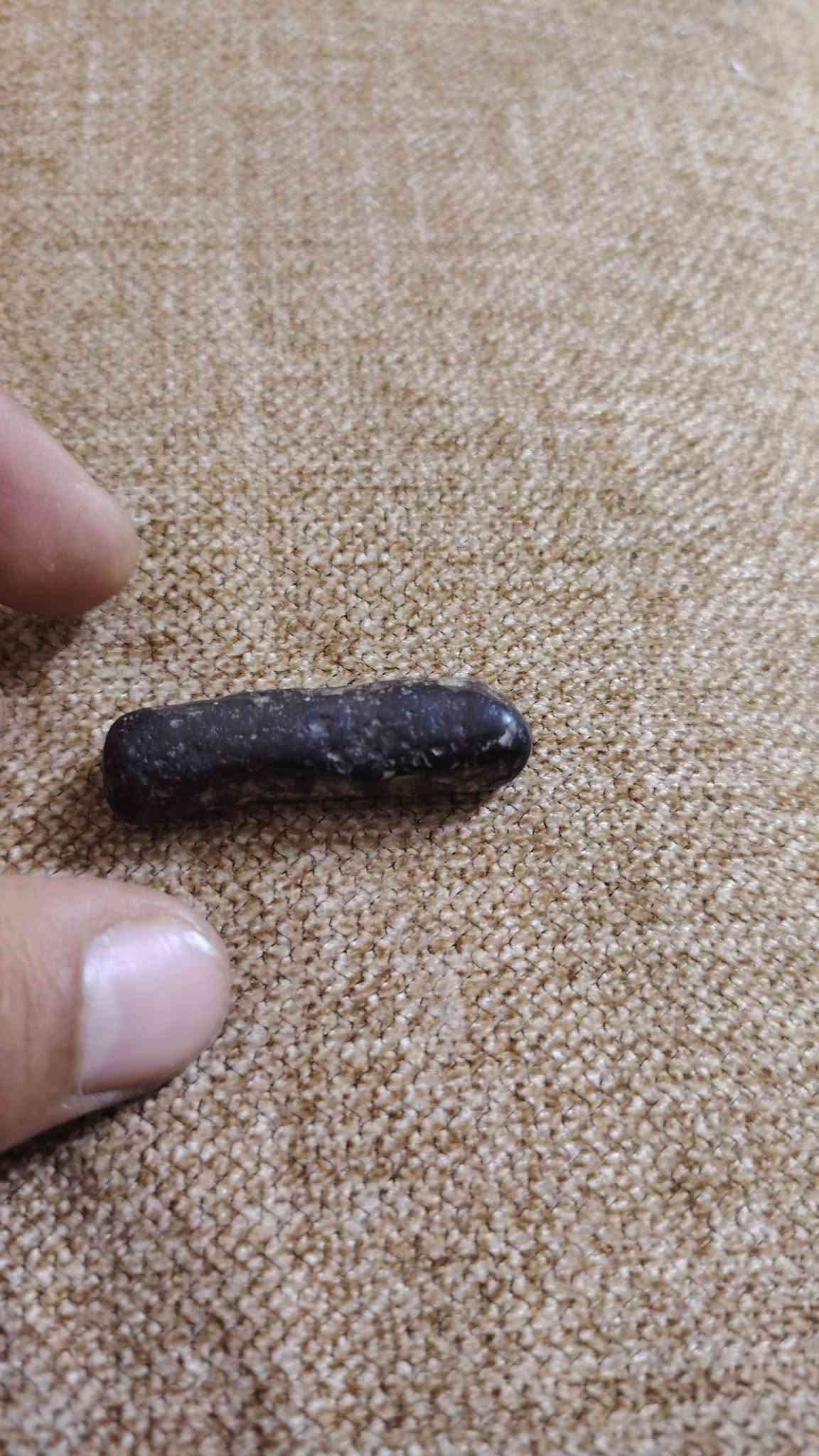 السلام عليكم لي اصحاب الخبره والي يعرف وينطي قيمن هذا الحجر للبيع علطتنيات ماكو داعي للشرح خاف تكولون يبالغ متع نضرك وراح تعرف شنو طاقت هذا الحجر فقط الي يعرف قمتن يتواص احترامي للجميع
