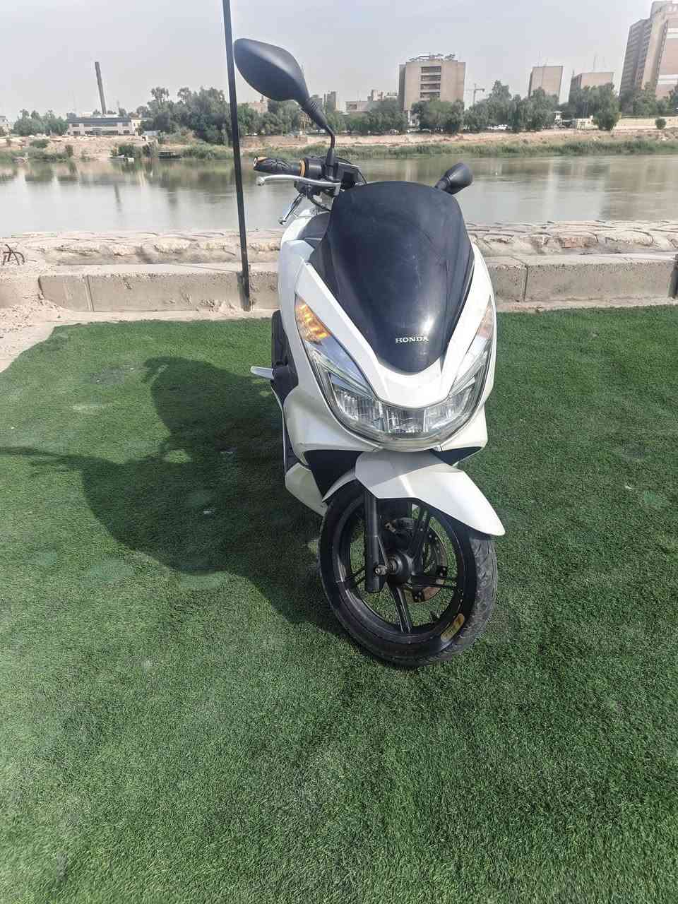 PCX جيل الثاني • ١٥٠ • مشيه ٣٠الف