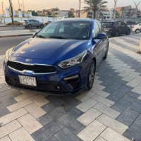 كيا فورتي وارد رقم بغداد بسمي  مواصفات حلوه فتحه وشاحن ليز  كروس سرعه ...