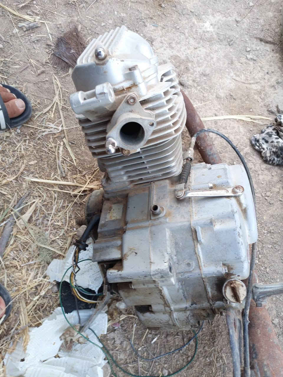السلام عليكم مكينه للبيع نضيفه شغاله شرط نص هندر ليحب يشتريه يتواصل***********
