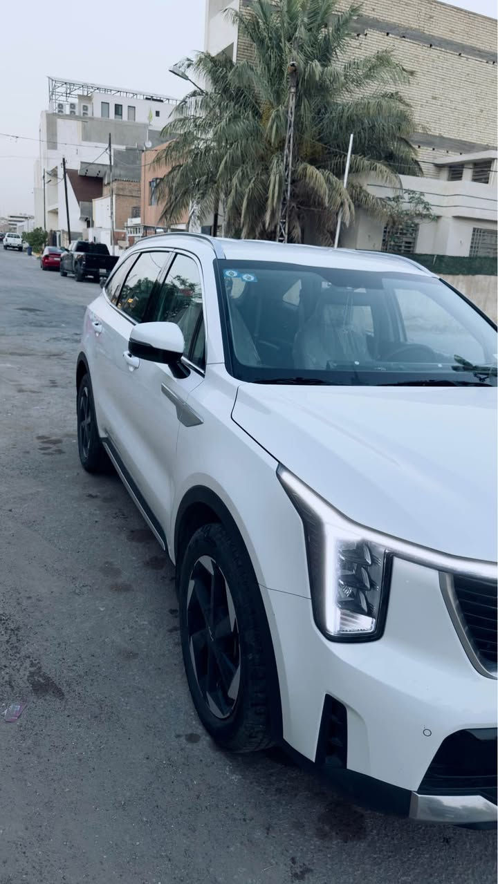للبيع | كيا سورينتو 2024 خليجي 🇰🇷

✔️ موديل: 2024
✔️ محرك: 3.5 V6
✔️ ماشية : 30500 كم فقط
✔️ خليجي نص فول
✔️ مكفولة كفالة عامة ماعدا شخطين بالباب وشخطة بالجاملغ الخلفي
✔️ 7 مقاعد
✔️ شاشة كبيرة + عدادات رقمية
✔️كاميرا خلفية
✔️ ناقل حركة إلكتروني (دوار)
✔️ شاحن وايرليس
✔️ حساسات أمامية وخلفية
✔️ ويل 19 قمارة حديد
✔️ السيارة بحالة الوكالة ولا تحتاج أي مصروف.
✔️رقم بغداد جديد

السعر المطلوب: 28,700 دولار

📍الموقع: بغداد الصالحية

للاستفسار أو المعاينة يرجى التواصل عبر الخاص أو الاتصال على الرقم: (***********) بغداد, العراق
