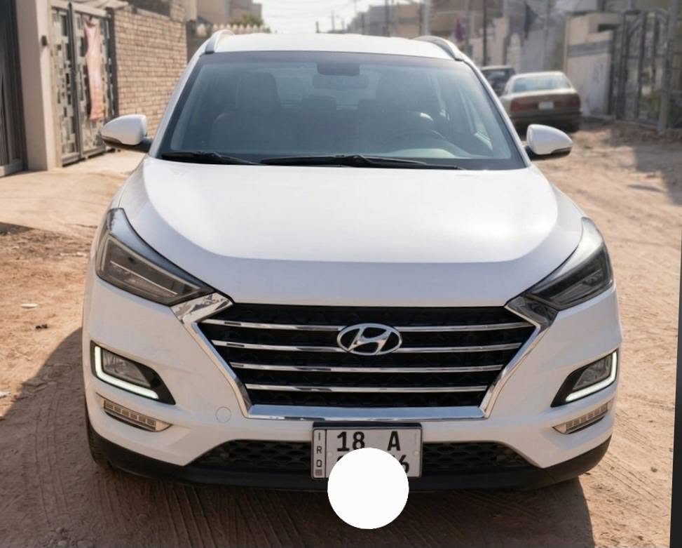 هونداي توسان 2020 
العداد 84 الف كيلو
خليجي / استيراد الكاصد 
المحرك والكير بحالة ممتازة على وضع الشركة تبريد ثلج 
شرط الفحص ( شاصي . محرك . كير )
محرك 2000 
خمس عدسات 
حساس خلفي
شاشة بلادي
تبريد قطعتين 
بصمة 
السيارة بأسمي سنوية 2029 رقم بابل  / مكانها الحله 
الاستفسار على الرقم 
***********
