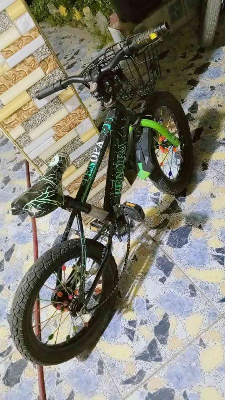للبيع بيسكلات عدد 2 سعر الواحد 35 الف نظيفات فول
***********
