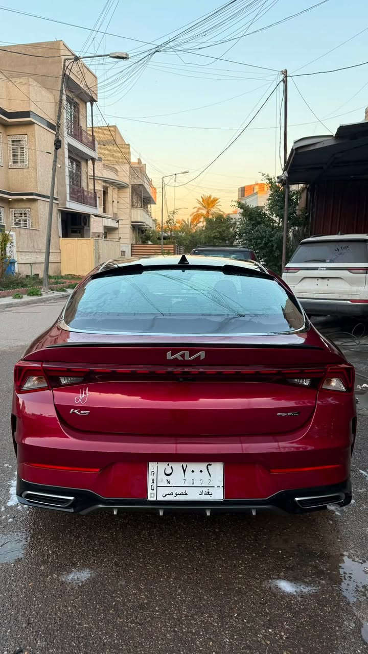 K5 gt line 2022 للبيع مع رقم مميز
السياره كامل مواصفات ومناقصها اي شي بيها اناره داخليه ودوشمه حادثها فقط بنيد وربع الجاملغ عكس السايق بارد بدون شاصي والايرباك ستيرن ودشبول طاكات وراجعه سستم 
للاستفسار على السعر ***********
