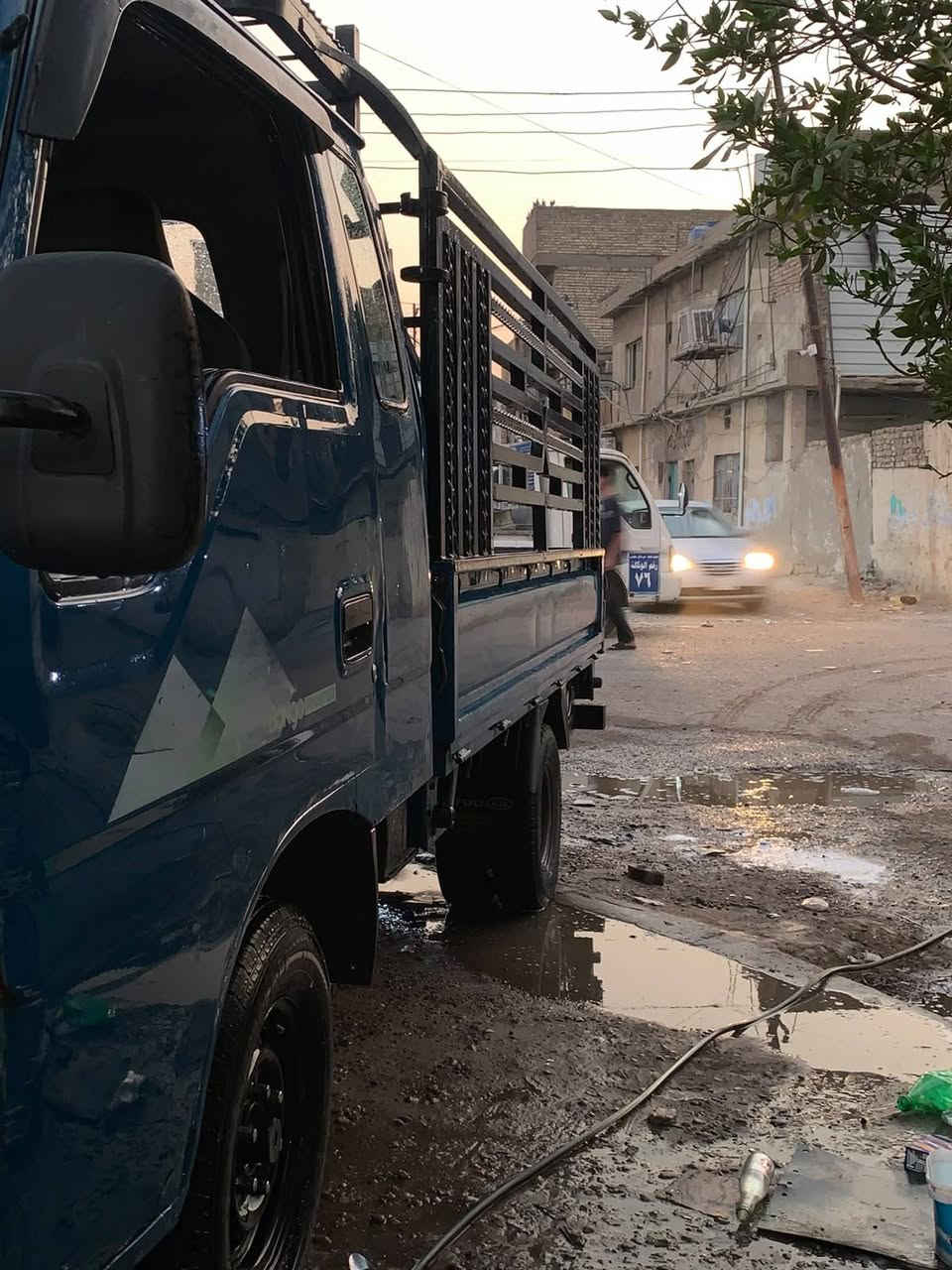 شاحنة • للبيع