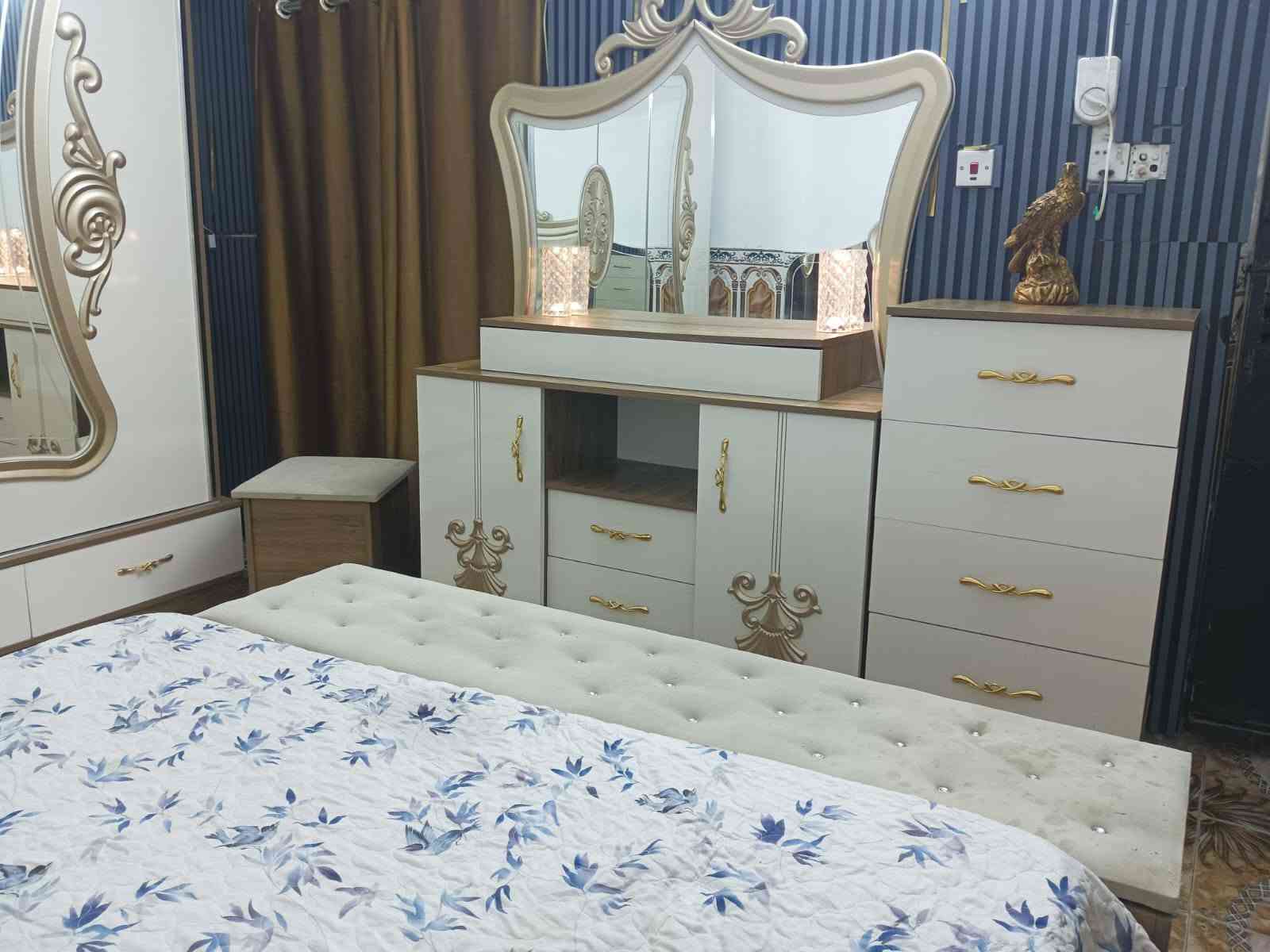 غرفه تركي نظيفه بدون ضرر السعر 750 وبيه مجال قليل مكان بابل قرب العاب المدهش م ***********
