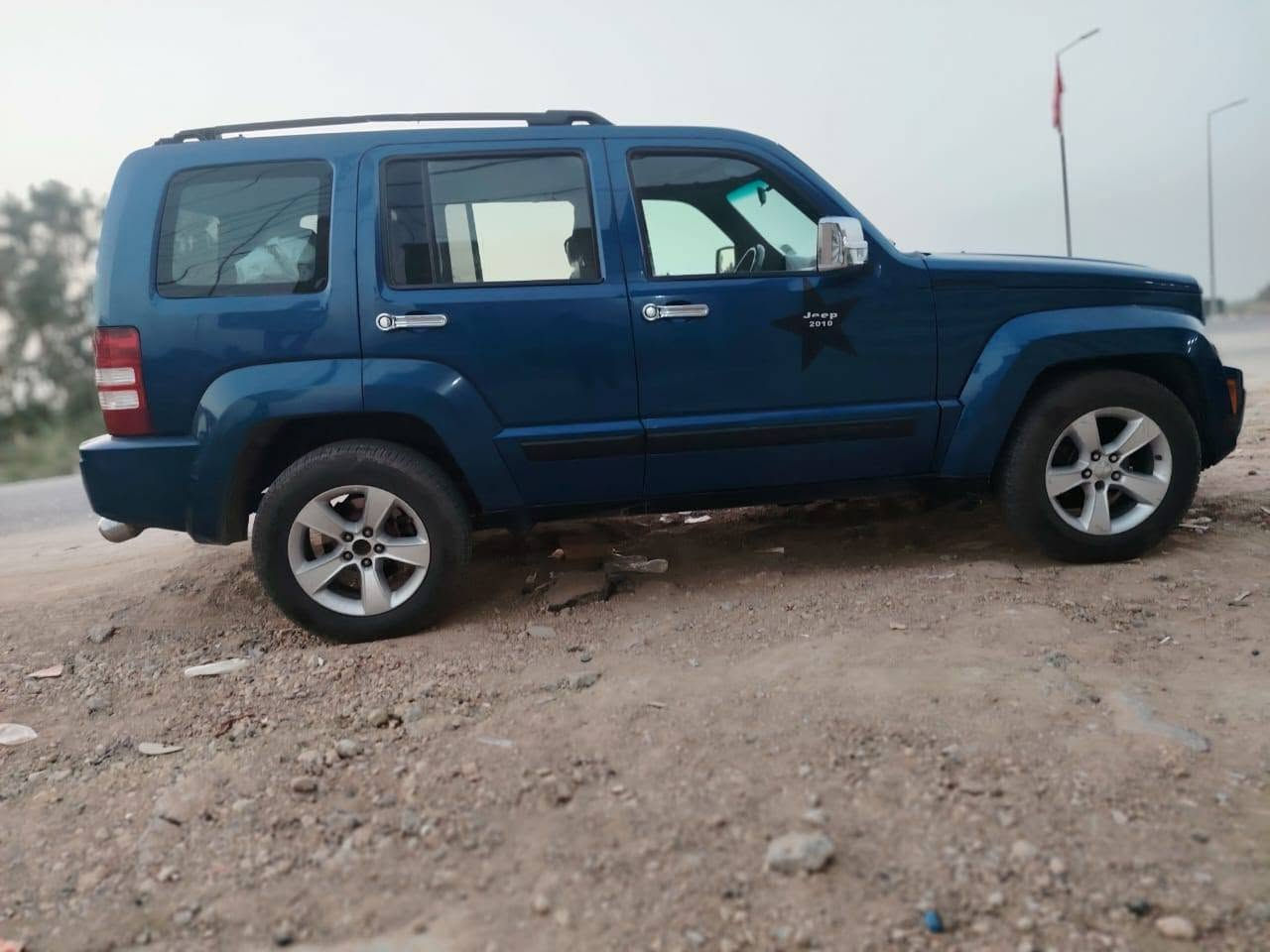 السلام عليكم جيب ليبرتي 2010 تبريد مكينه ٦اسنندر كير خير من الله حداديه خير من الله رقم نكليزي مصفره من كلشي غرفه تخبل تخم تاير مشروع وطني رقم نجف مالكه بكربلاء ثاني يوم تحويل  السعر 90مجاله بسيط ***********وتساب
